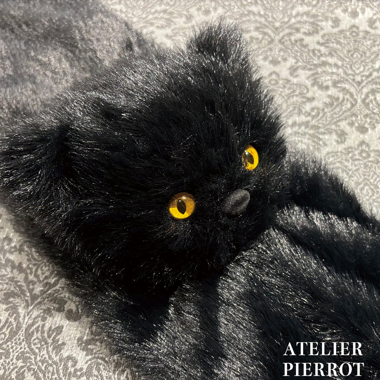 【ATELIER PIERROT]　Neige Neko Muffler