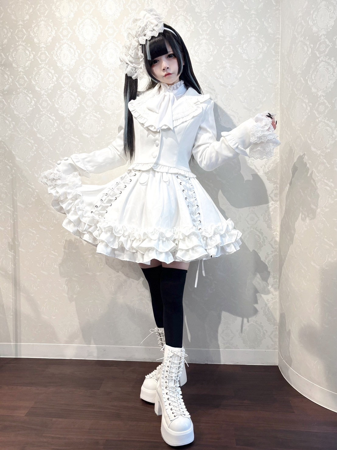 【ATELIER PIERROT] Jupe à lacets AdenophoraWhite/Nouvelle couleurBordeaux/Purple×Black/Nouvelle couleurNavy/Black×White/Black