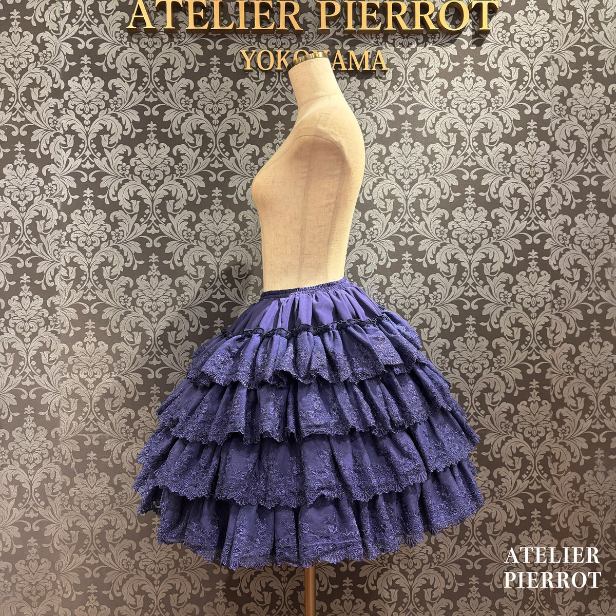 【ATELIER PIERROT】　★Now accepting reservations★ Camellia Lace Tiered SkirtWhite/Pink/Bordeaux/Purple/Navy/Black