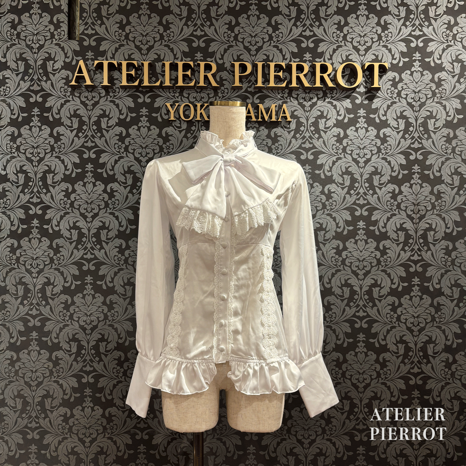 【ATELIER PIERROT】　Classical Duchess Ribbon Blouse　ホワイト/ボルドー/ネイビー/ブラック
