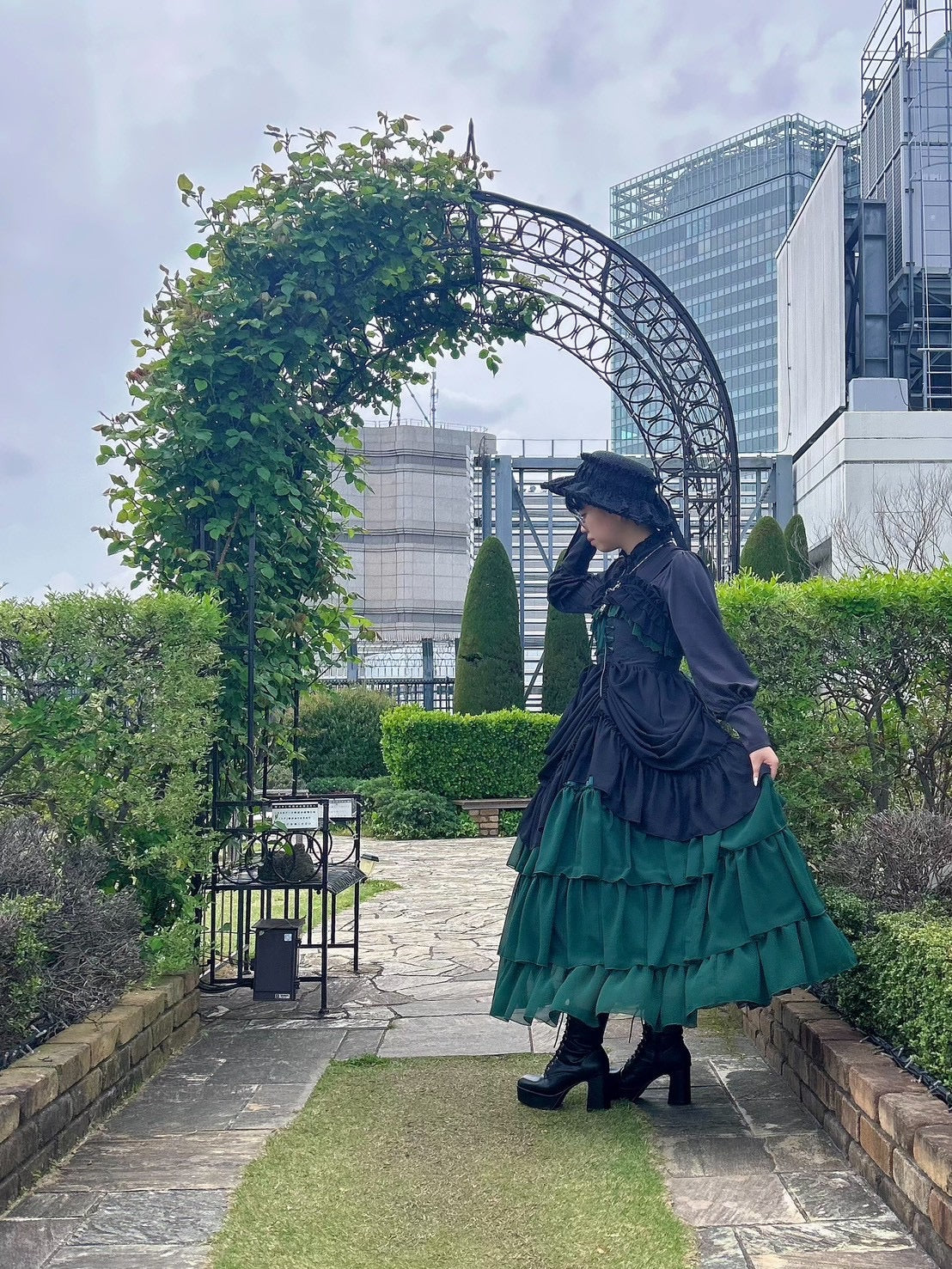 【ATELIER PIERROT] WICKED/Elphaba's Long Bustle JSK Noir x Vert/Noir x Noir