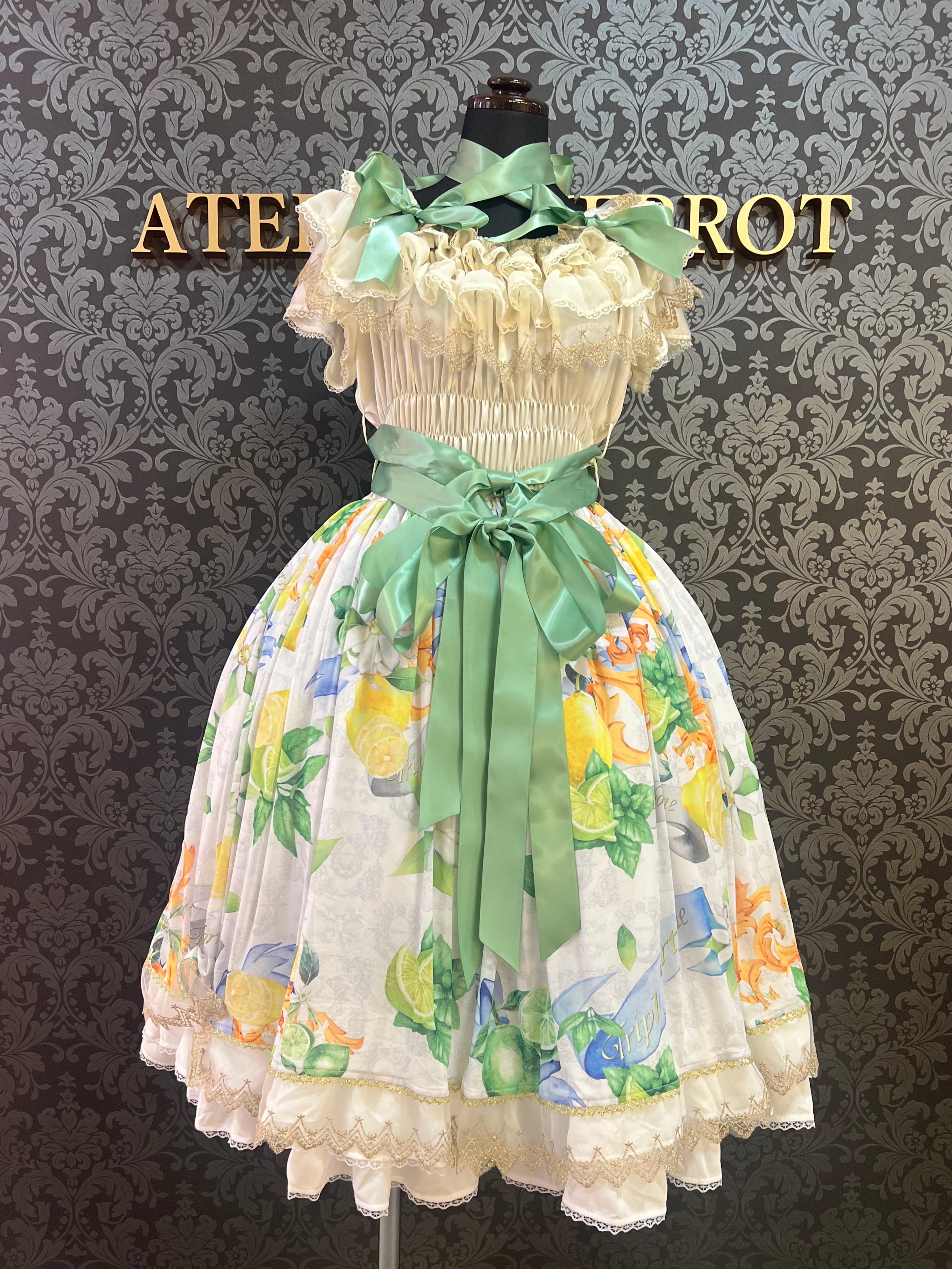 Triple fortune】トリプルフォーチュン レモン柄ワンピース｜ATELIER