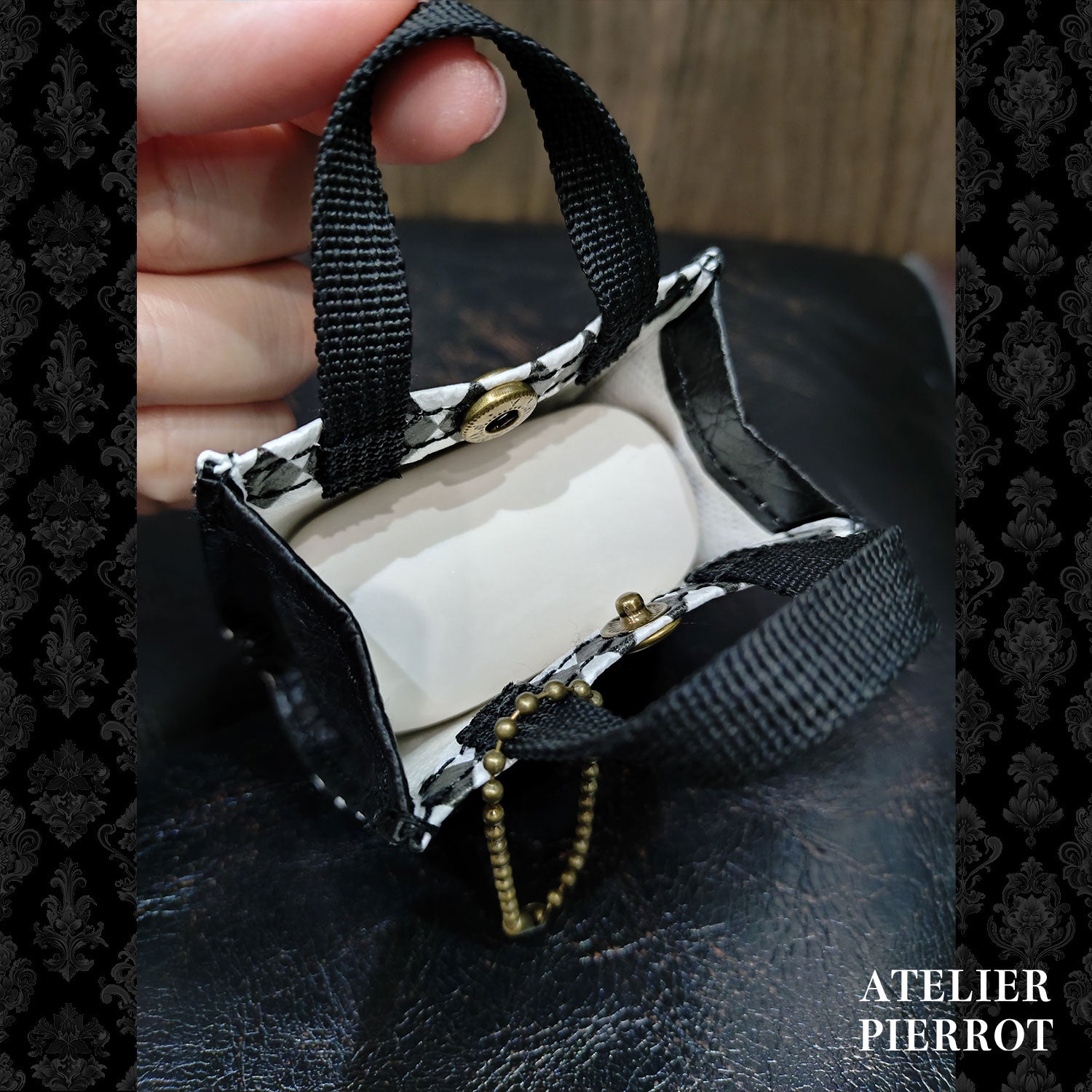 ATELIER-PIERROT】 ★ご予約受付中★ Mini Shopping Bag Charm　ダイヤ柄/ブラック