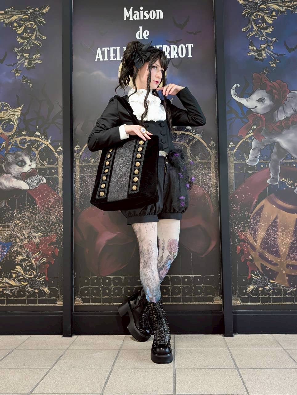 【ATELIER PIERROT】　Chunky Frilled Ribbon Boots　ホワイト/ブラック　S /M /L/XL★紅白限定セール10％OFF!!1/20(火)まで★