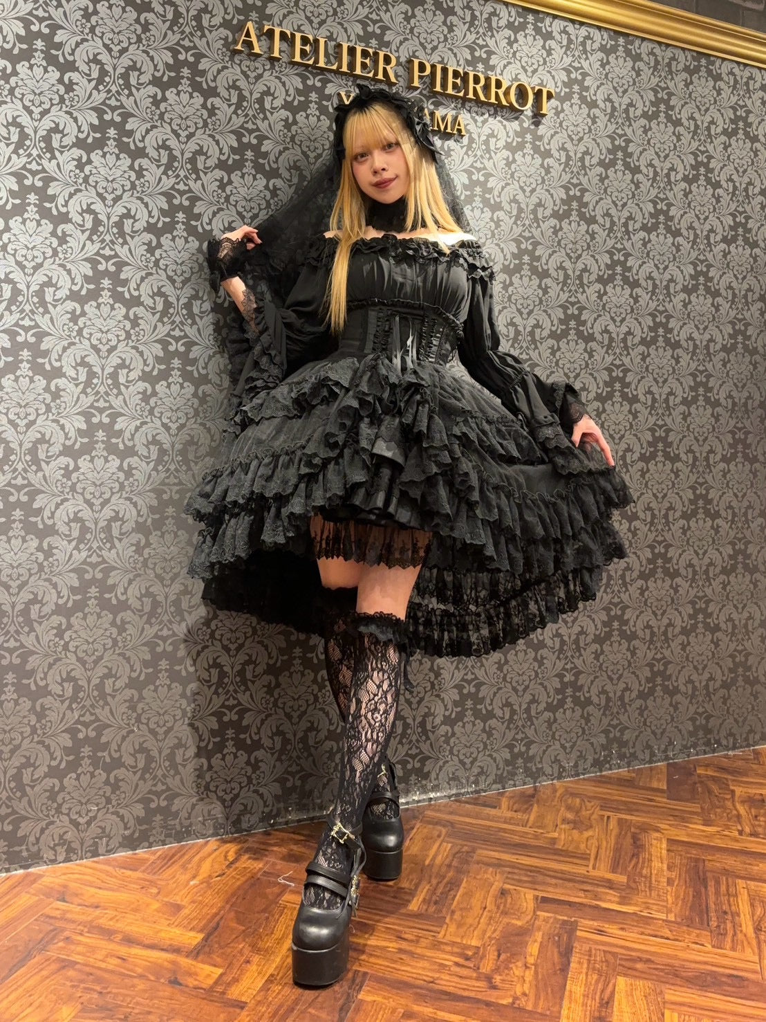【Vallée lys】ヴァレリス　★ご予約受付中★ Mirage Veil Overskirt　ホワイト/ブラック