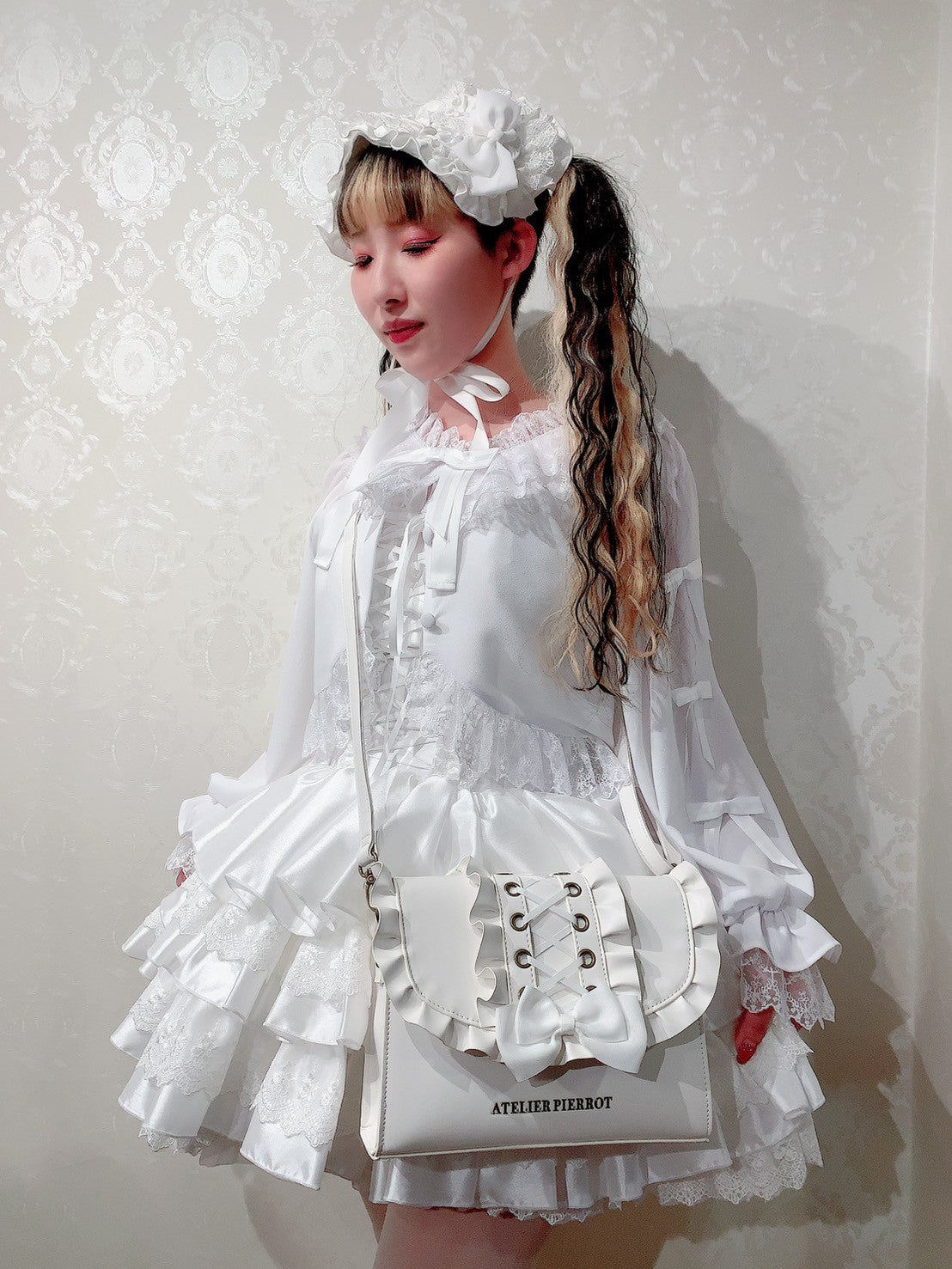 【ATELIER PIERROT】　Gathered Bloom Headdress　ホワイト/ボルドー/ネイビー/ブラック