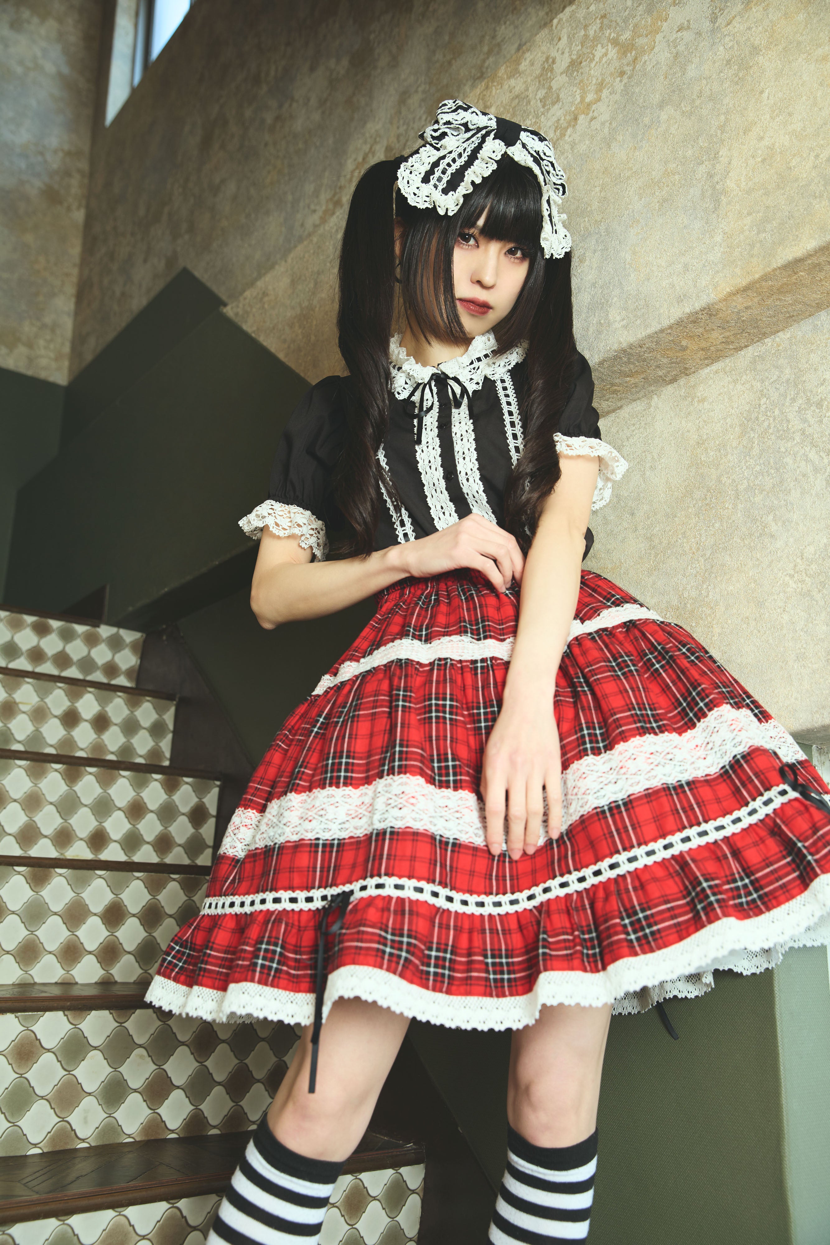 [Moonrise Theatre] Moonrise Theatre Tartan Check Tiered Skirt Red Check x Off-White Lace ★10 월 31 일 금요일까지 주문 기간★