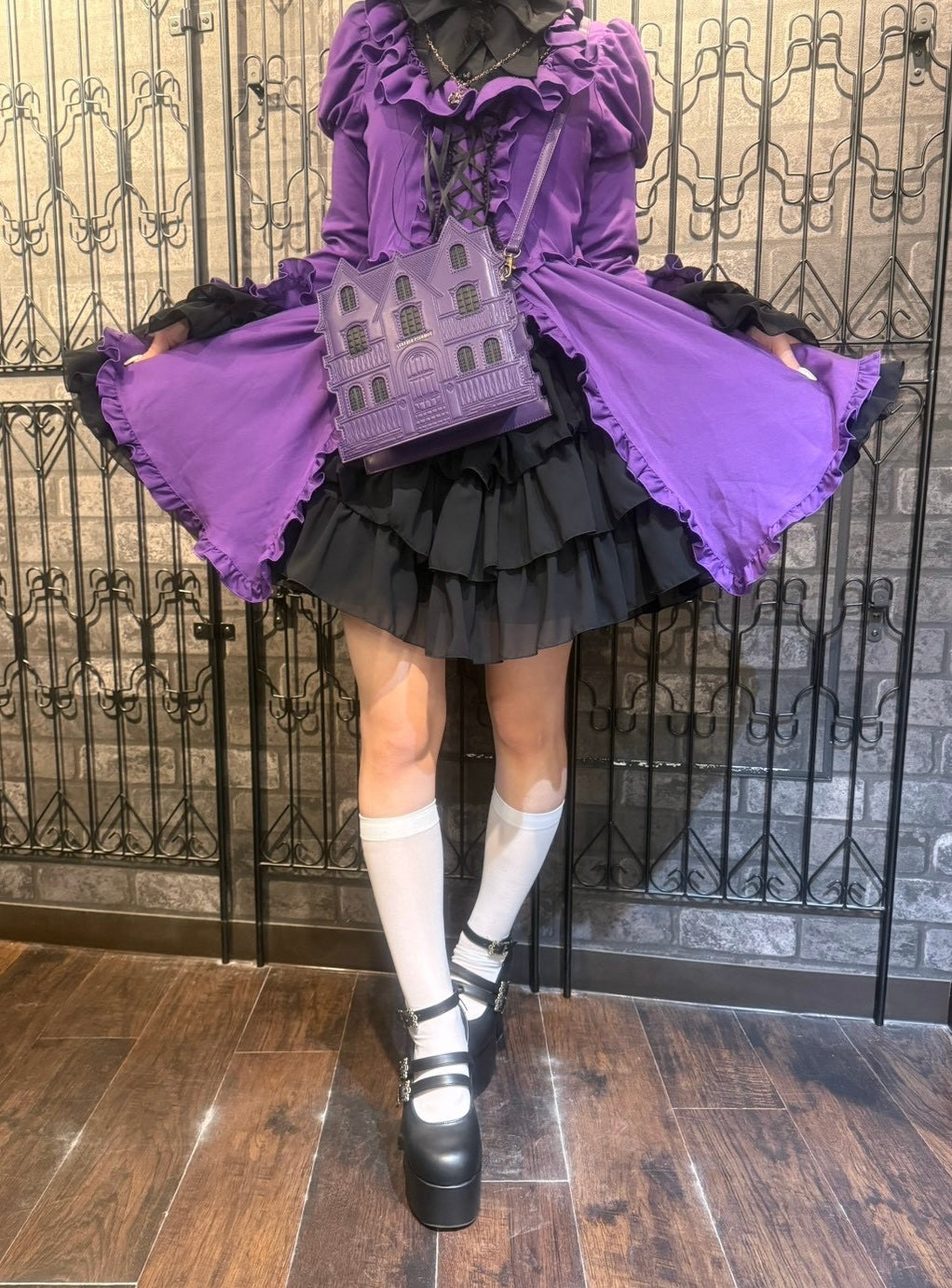 [MARBLE] Marble Alice-style lace-up dress dress: Purple x black x black pearl★Not eligible for sale★