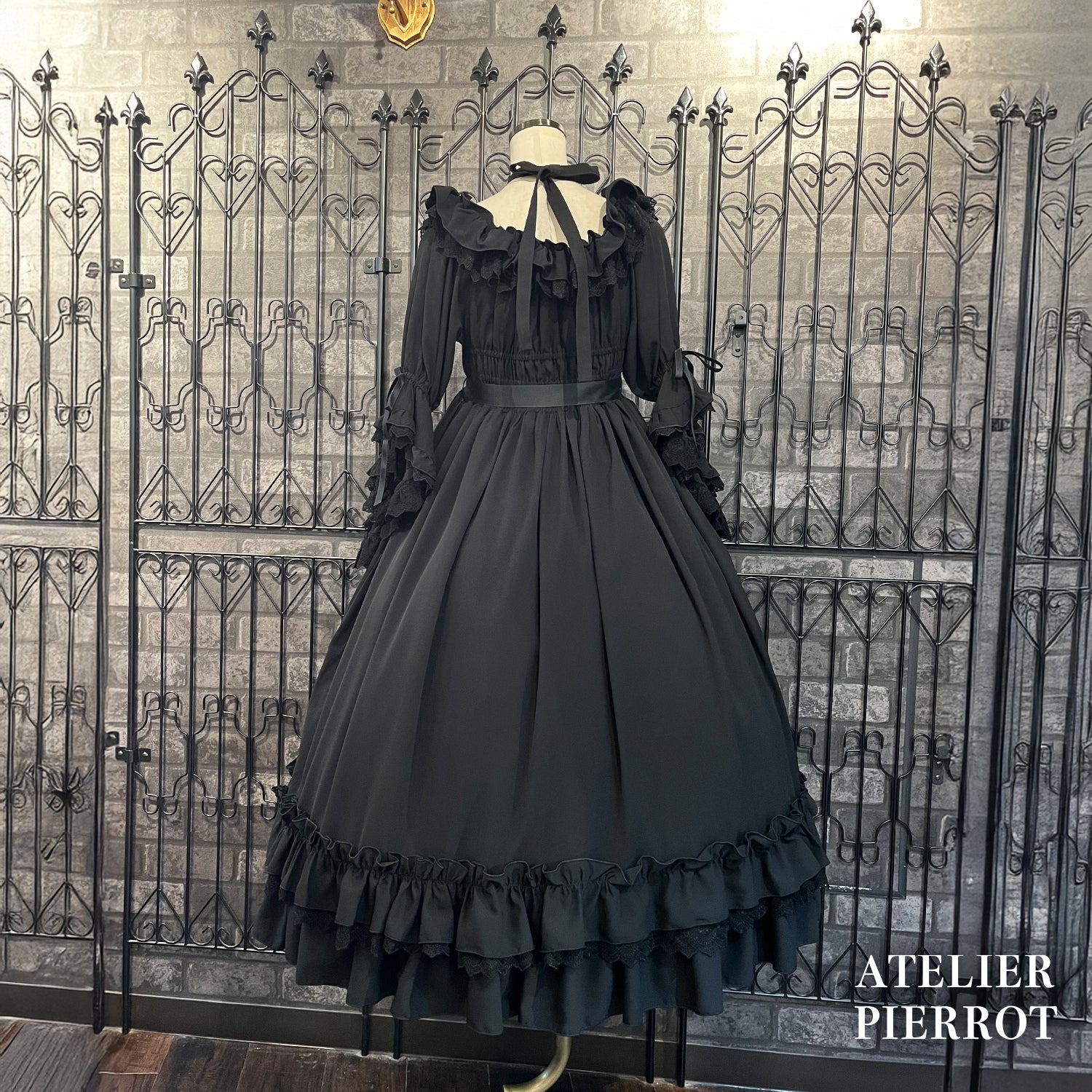 【ATELIER PIERROT】 ★Ahora aceptando reservas★Vestido Nocturno NegroWhite/Marfil/Purple/Navy/Black