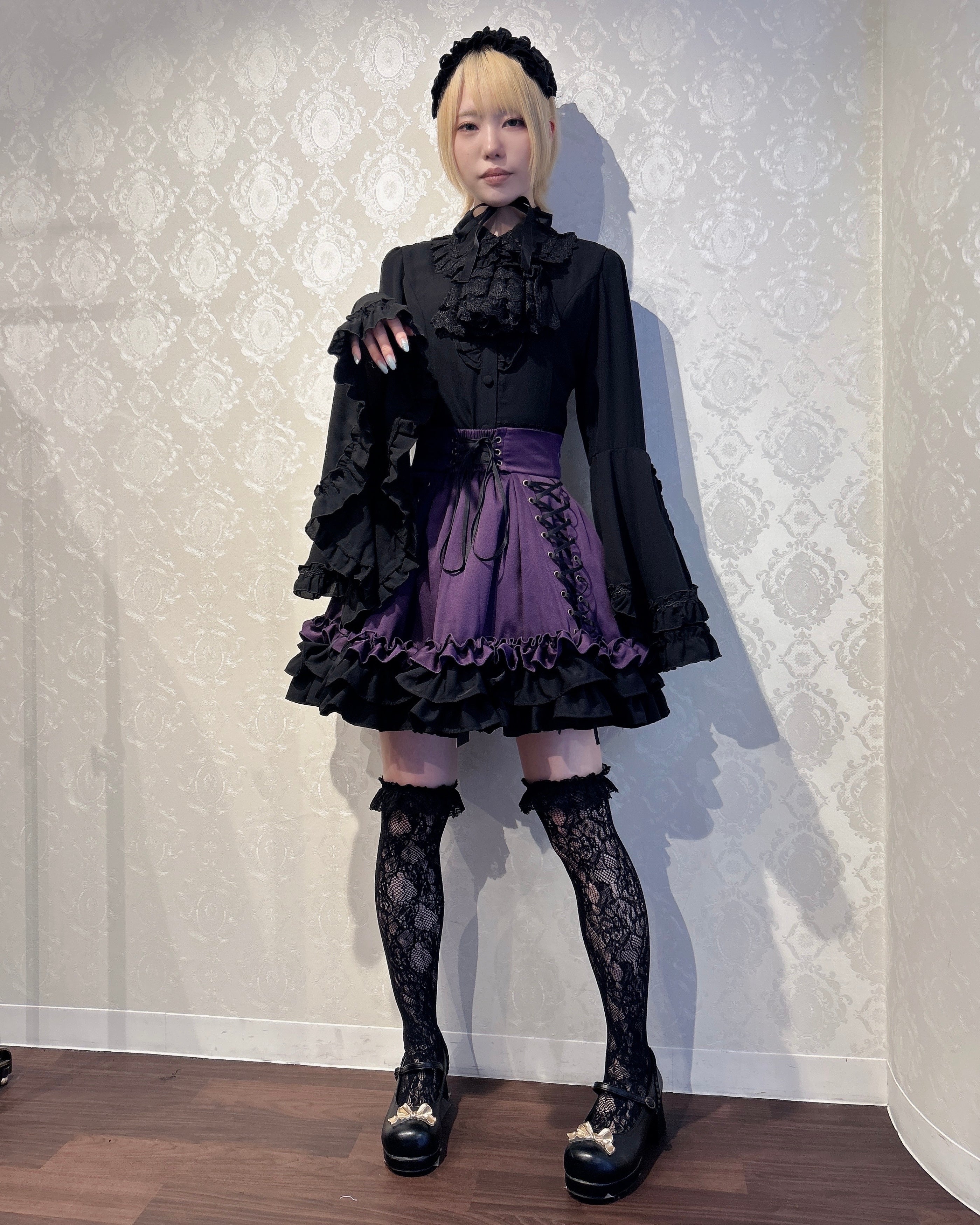 【ATELIER PIERROT】　Louise Jabot Blouse  ホワイト/ブラック