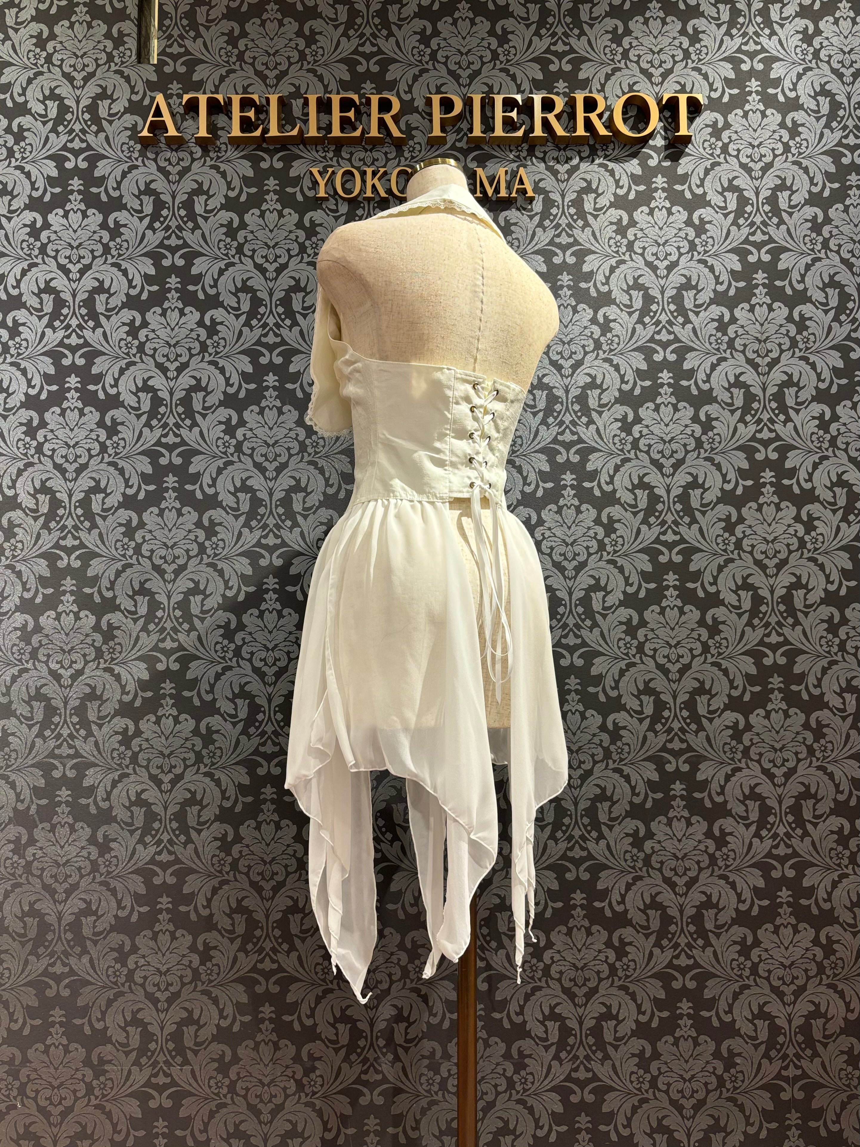 【ATELIER PIERROT】　イレギュラーベスト　ホワイト