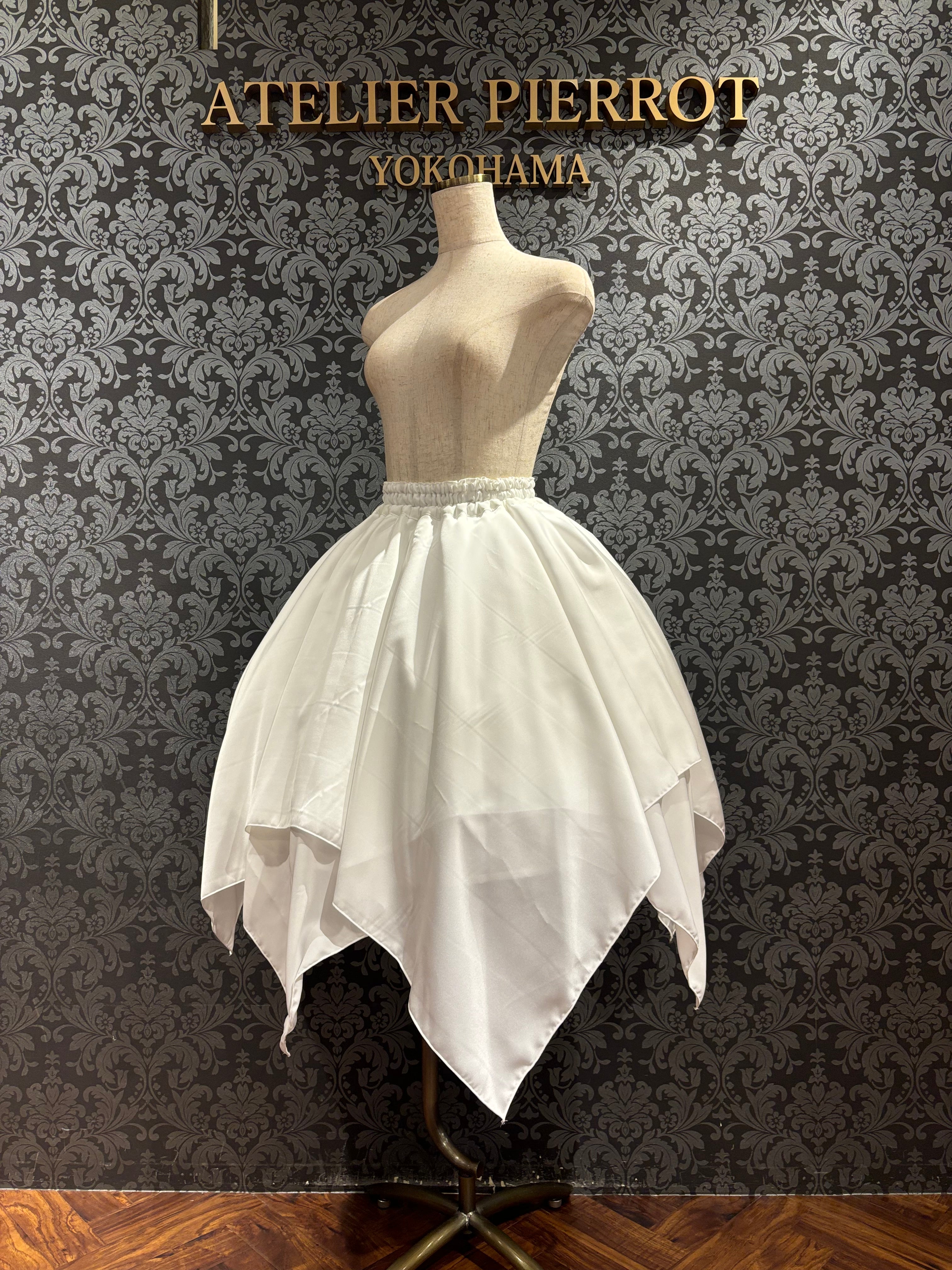 【ATELIER PIERROT】 불규칙한 치마, 검은 색