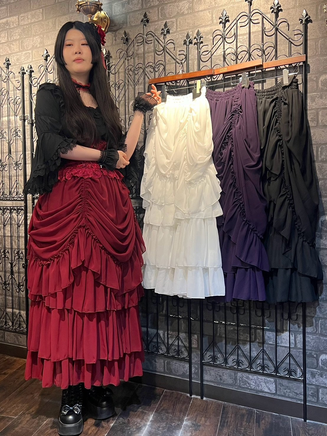【ATELIER PIERROT】　★Now accepting reservations★Bustle skirt longWhite/Bordeaux/Purple/Black