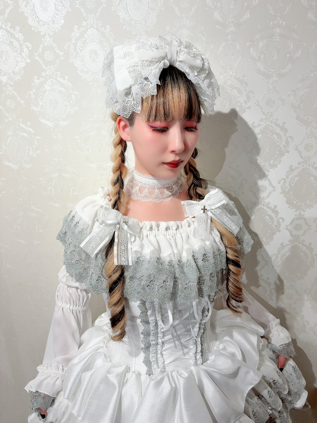 【ATELIER PIERROT】　Mini Corset Dress (シルバーレースver)　ホワイト/ブラック