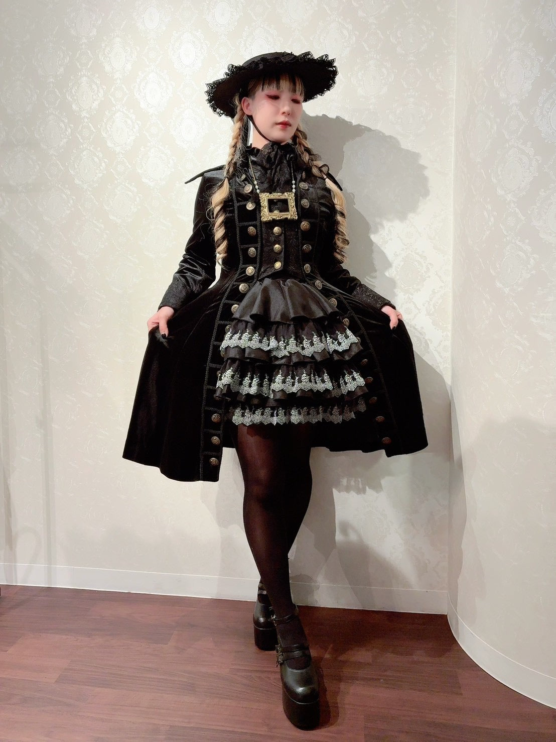 【ATELIER PIERROT】　Mini Corset Dress (シルバーレースver)　ホワイト/ブラック