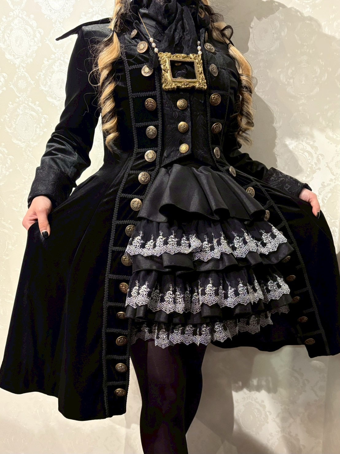 【ATELIER PIERROT】　Mini Corset Dress (シルバーレースver)　ホワイト/ブラック