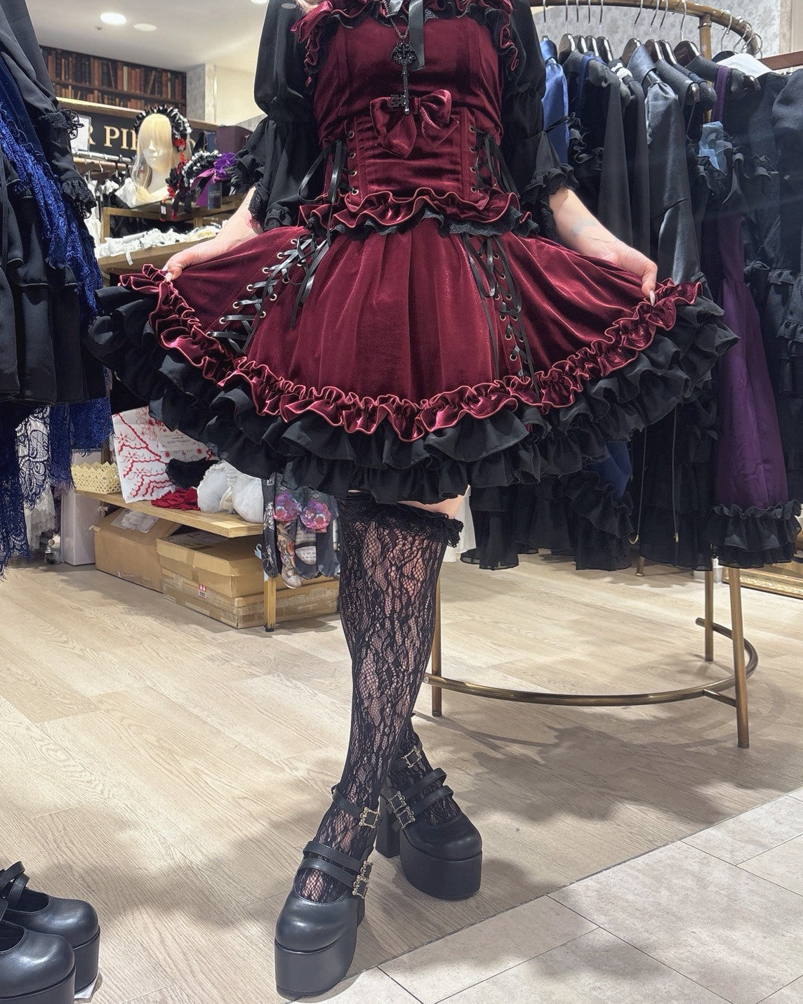 【ATELIER PIERROTAdenophora 레이스 업 스커트 보르도/네이비/블랙★10 월 초에서 중순까지 출시 될 예정입니다★