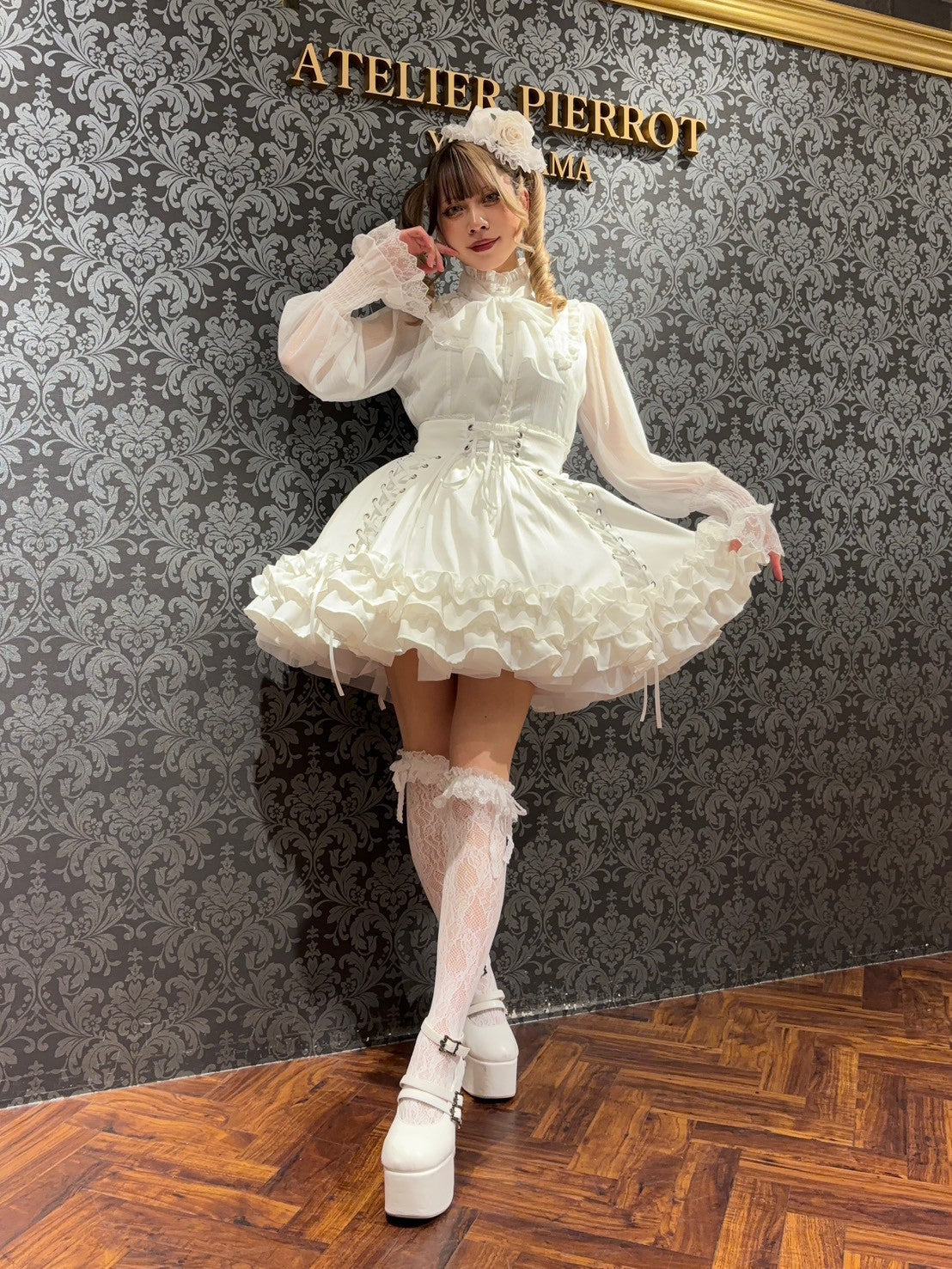 【ATELIER PIERROT】　Adenophora Lace-Up Skirt  　ホワイト/パープル×ブラック/ブラック×ホワイト/ブラック