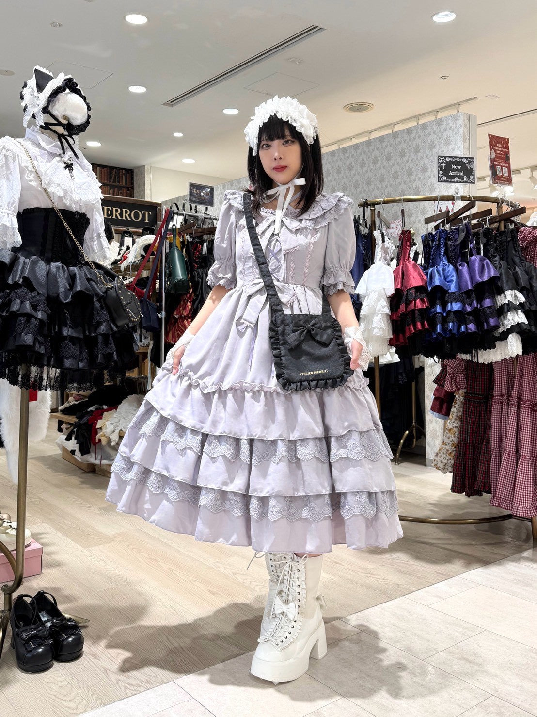 【ATELIER PIERROT】　Aveline Mimore Dress　ホワイト/ラベンダー/ネイビー/ブラック★ダブルポイントフェア対象商品6月14日(日)まで★
