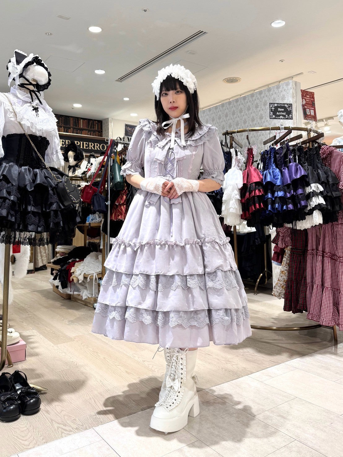 【ATELIER PIERROT】　Aveline Mimore Dress　ホワイト/ラベンダー/ネイビー/ブラック★ダブルポイントフェア対象商品6月14日(日)まで★