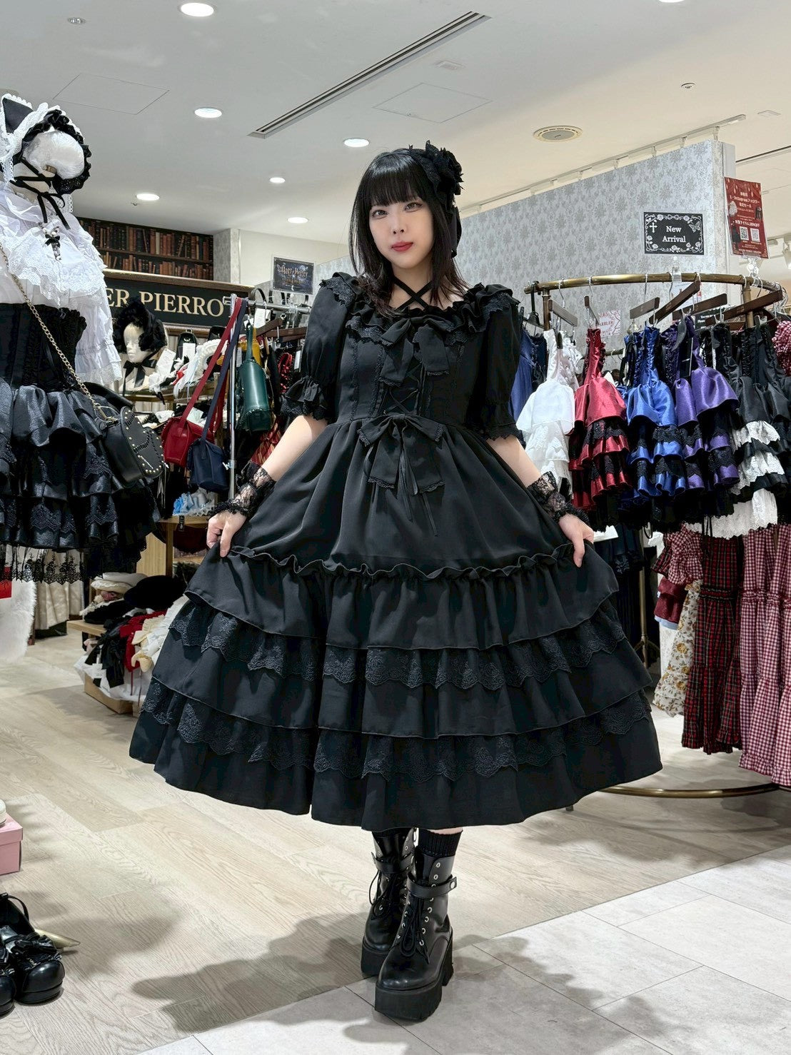 【ATELIER PIERROT】　Aveline Mimore Dress　ホワイト/ラベンダー/ネイビー/ブラック★ダブルポイントフェア対象商品6月14日(日)まで★