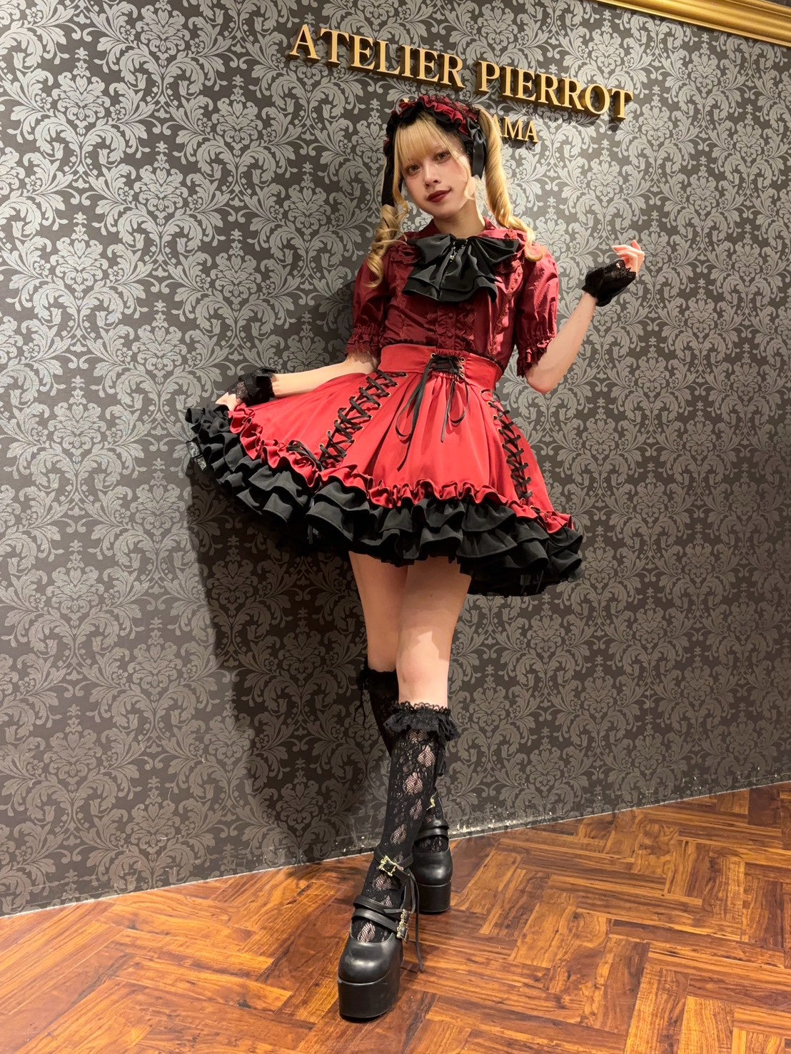 【ATELIER PIERROT] Jupe à lacets AdenophoraWhite/Nouvelle couleurBordeaux/Purple×Black/Nouvelle couleurNavy/Black×White/Black