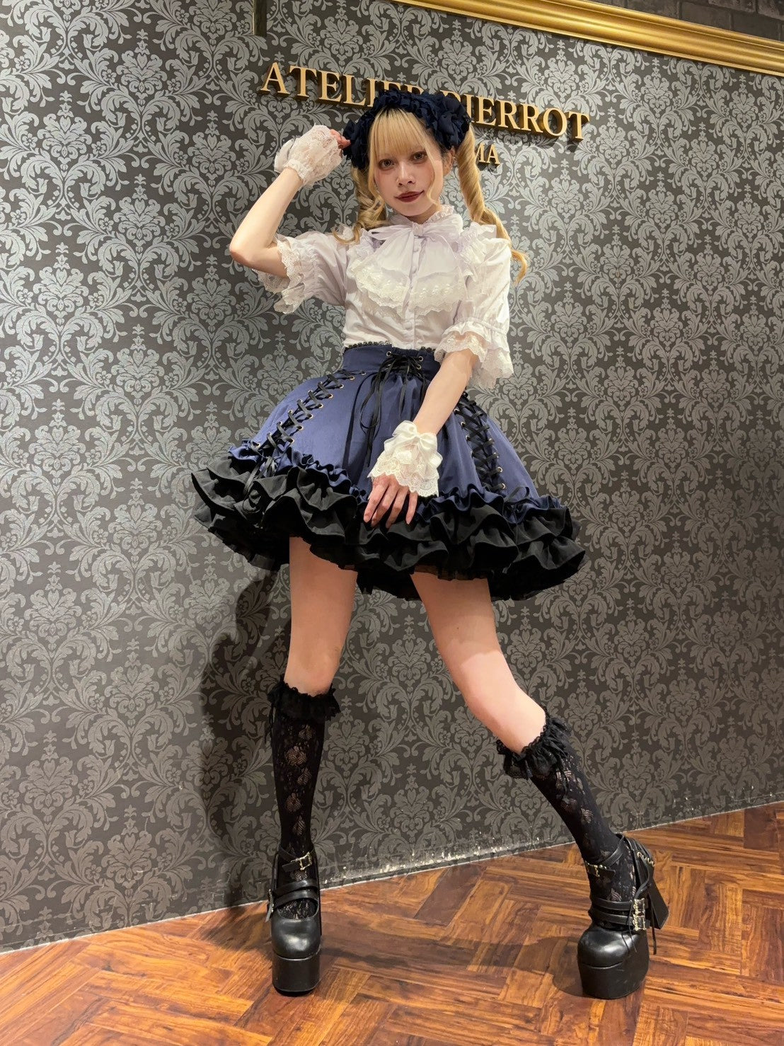 【ATELIER PIERROT] Jupe à lacets AdenophoraWhite/Nouvelle couleurBordeaux/Purple×Black/Nouvelle couleurNavy/Black×White/Black