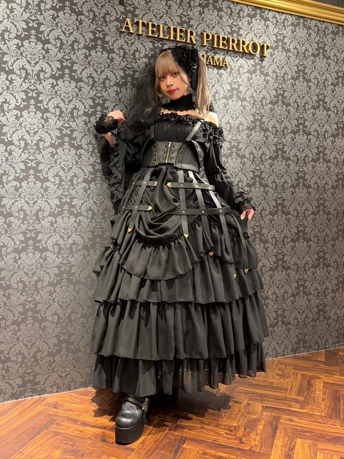 【ATELIER PIERROT】　★ご予約受付中★Sealed Cage Corset Harness　ホワイト/ブラック
