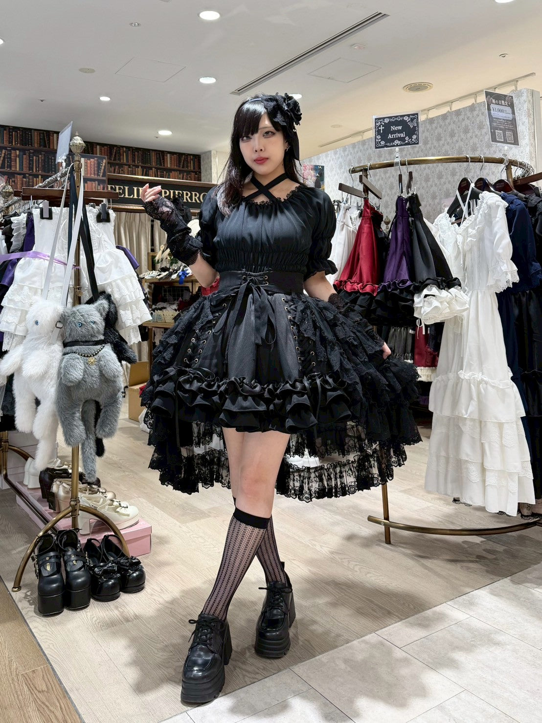 【Vallée lys】ヴァレリス　★ご予約受付中★ Mirage Veil Overskirt　ホワイト/ブラック