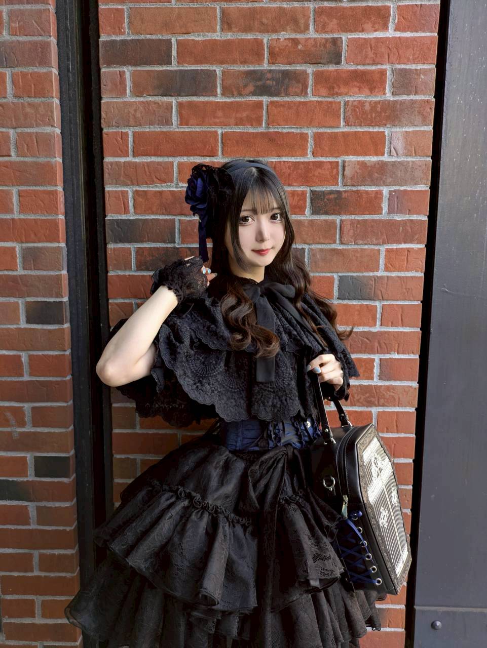 【ATELIER PIERROT】　Chantilly Lace Capelet 　ホワイト/ブラック