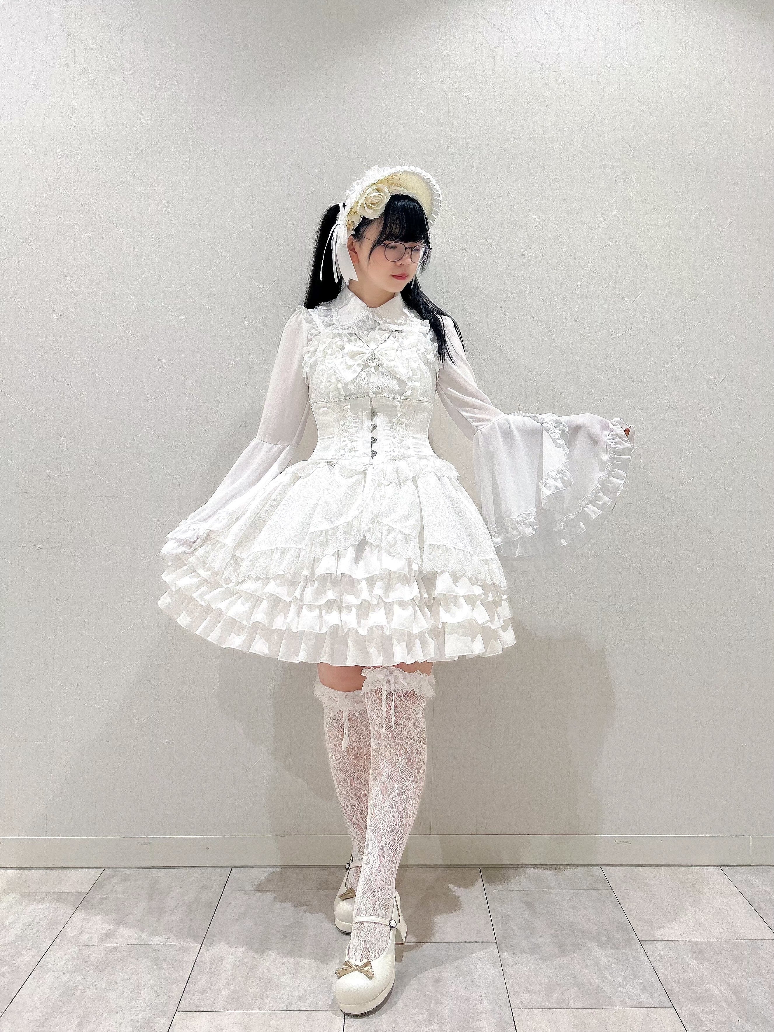 【ATELIER PIERROT】 "Royal Frill Ribbon Jumper Skirt"White/Pink/Bordeaux/Black