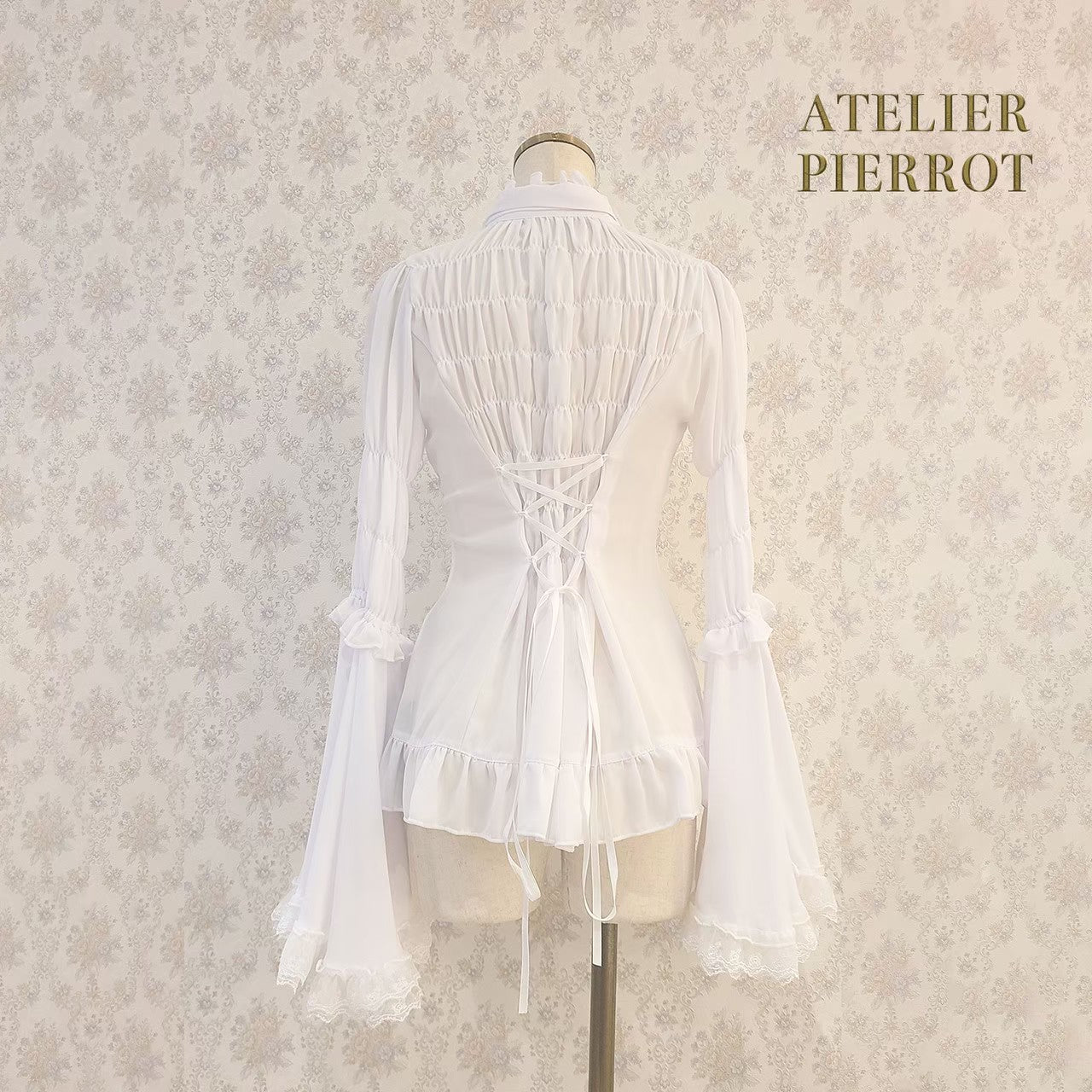 【ATELIER PIERROT】Stand Collar Princess Sleeve Blouse　White/Black