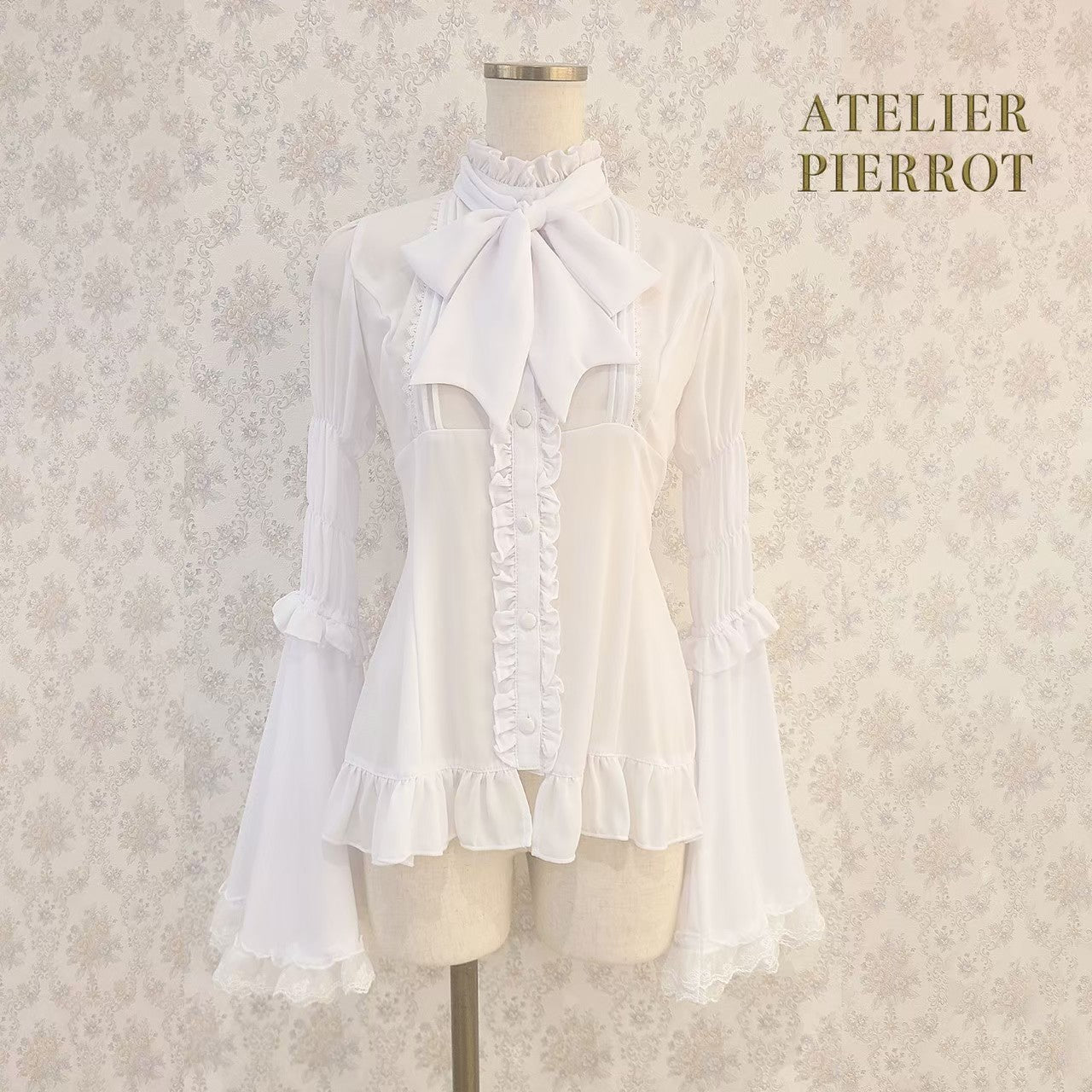 【ATELIER PIERROT】Stand Collar Princess Sleeve Blouse　White/Black