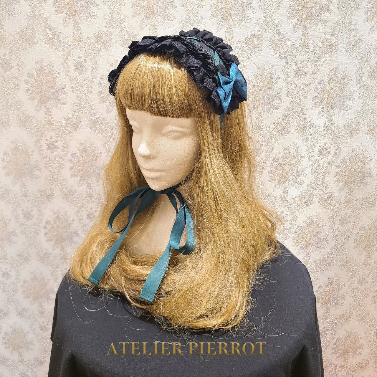 【ATELIER PIERROT】　Lace-up Frill Headdress　White/Black×White/新色Pink/Bordeaux/新色Green/Navy/Black