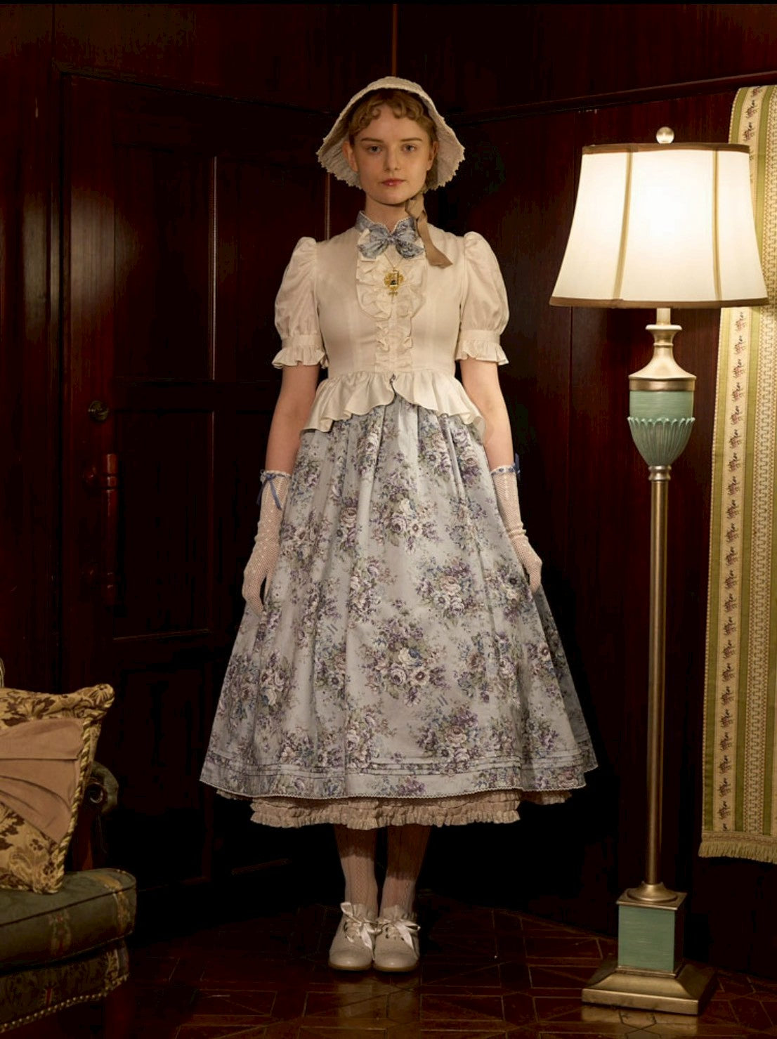 【最終SALE】アンティークエプロンドレス　ジュモードレス　アンティークドールに Antique Rococo Bouquet Apron JSK by Victorian Maiden