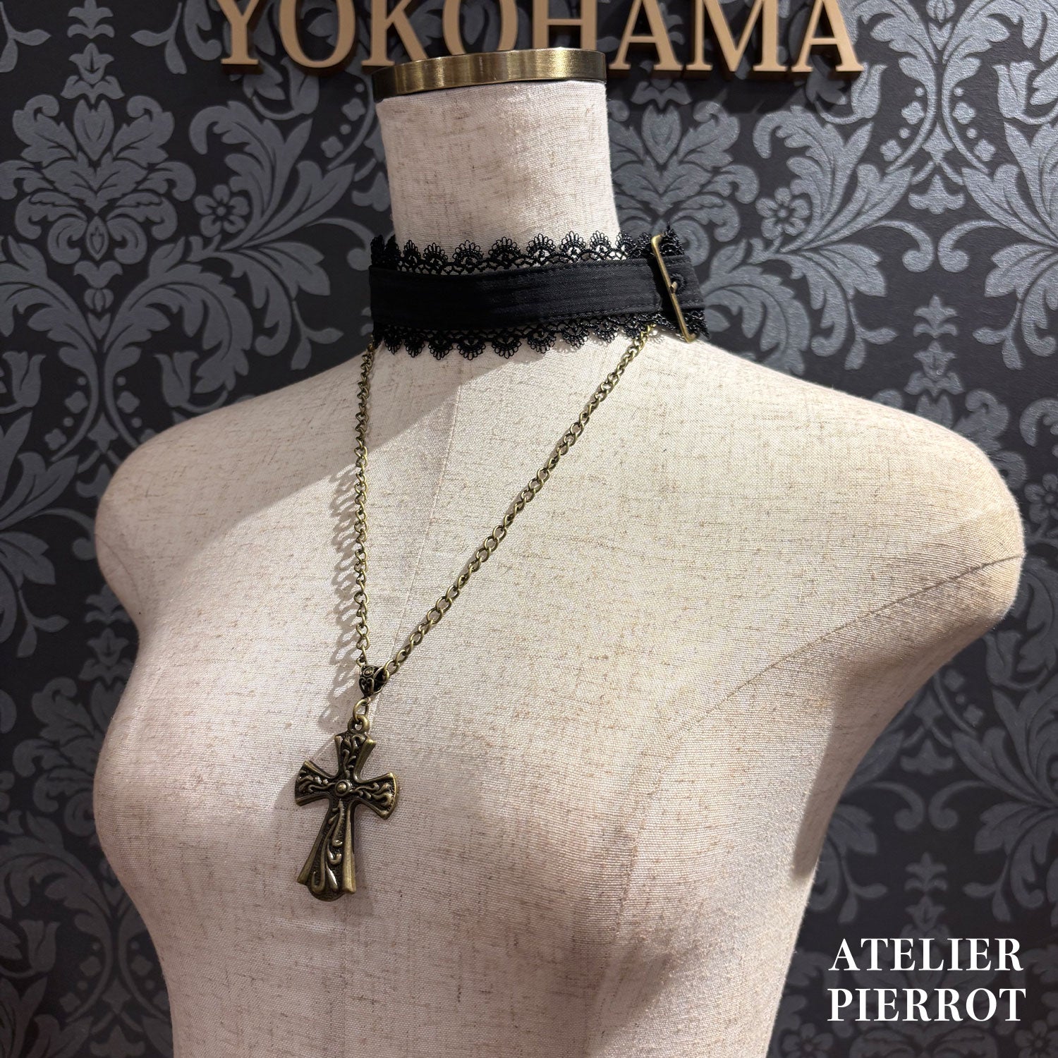 【ATELIER PIERROT】　★ご予約受付中★ Forbidden Prayer Choker Necklace Set  ホワイト/ブラック