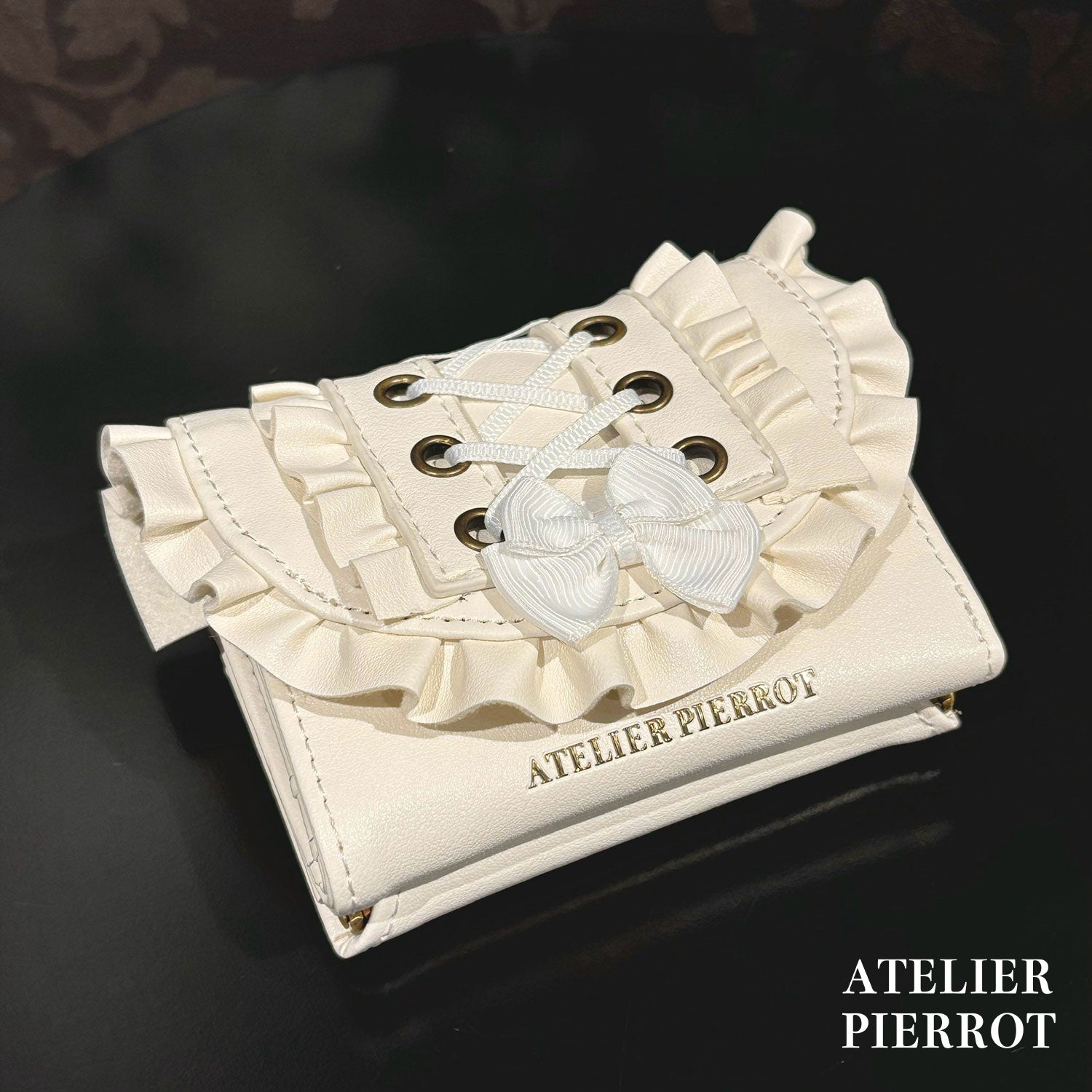 【ATELIER PIERROT】　Doll’s Frill Mini WalletWhite/Bordeaux/Black