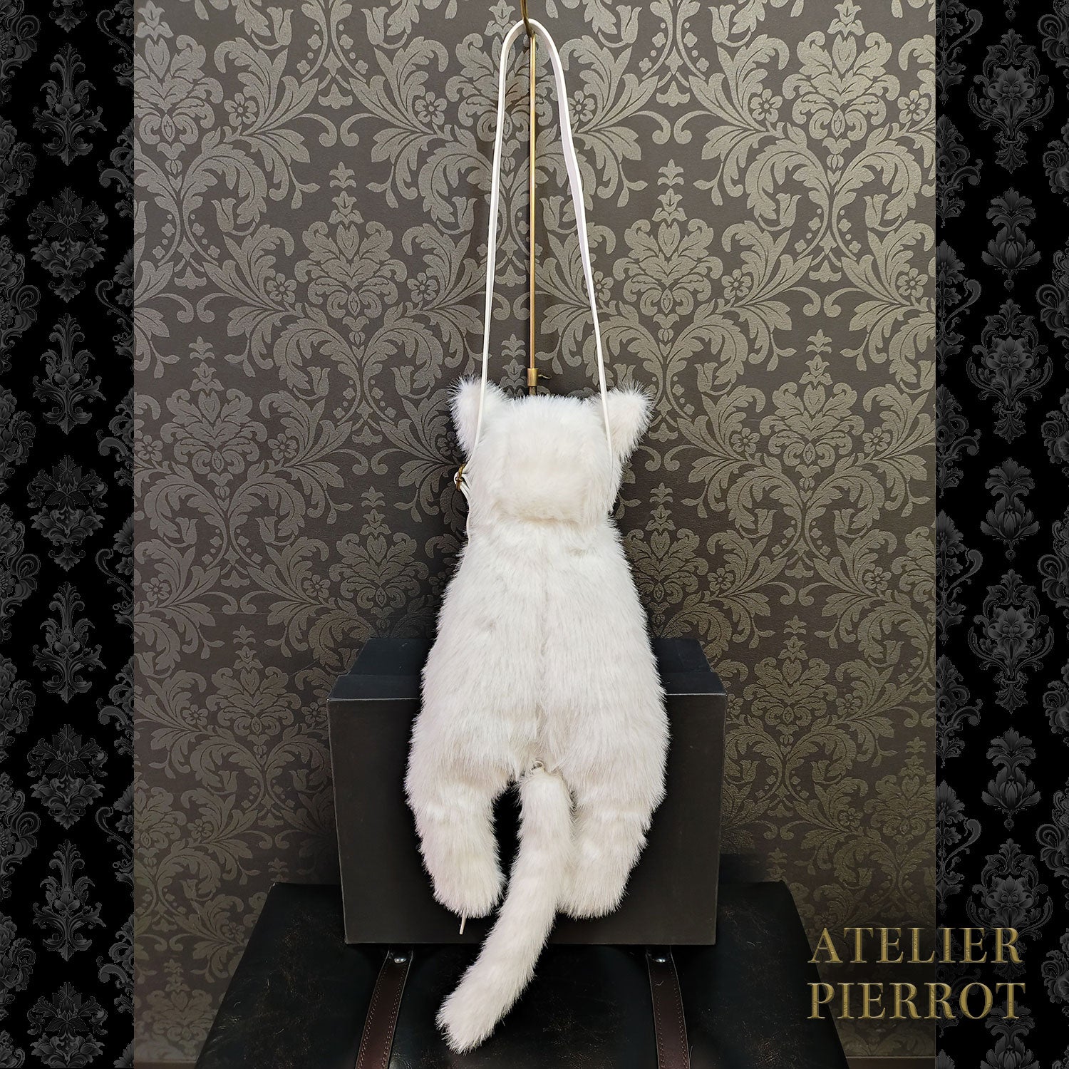 【ATELIER PIERROT】　Noir Neko Shoulder Bag　ホワイト/グレー/ブラック ★3月上旬～中旬入荷予定★