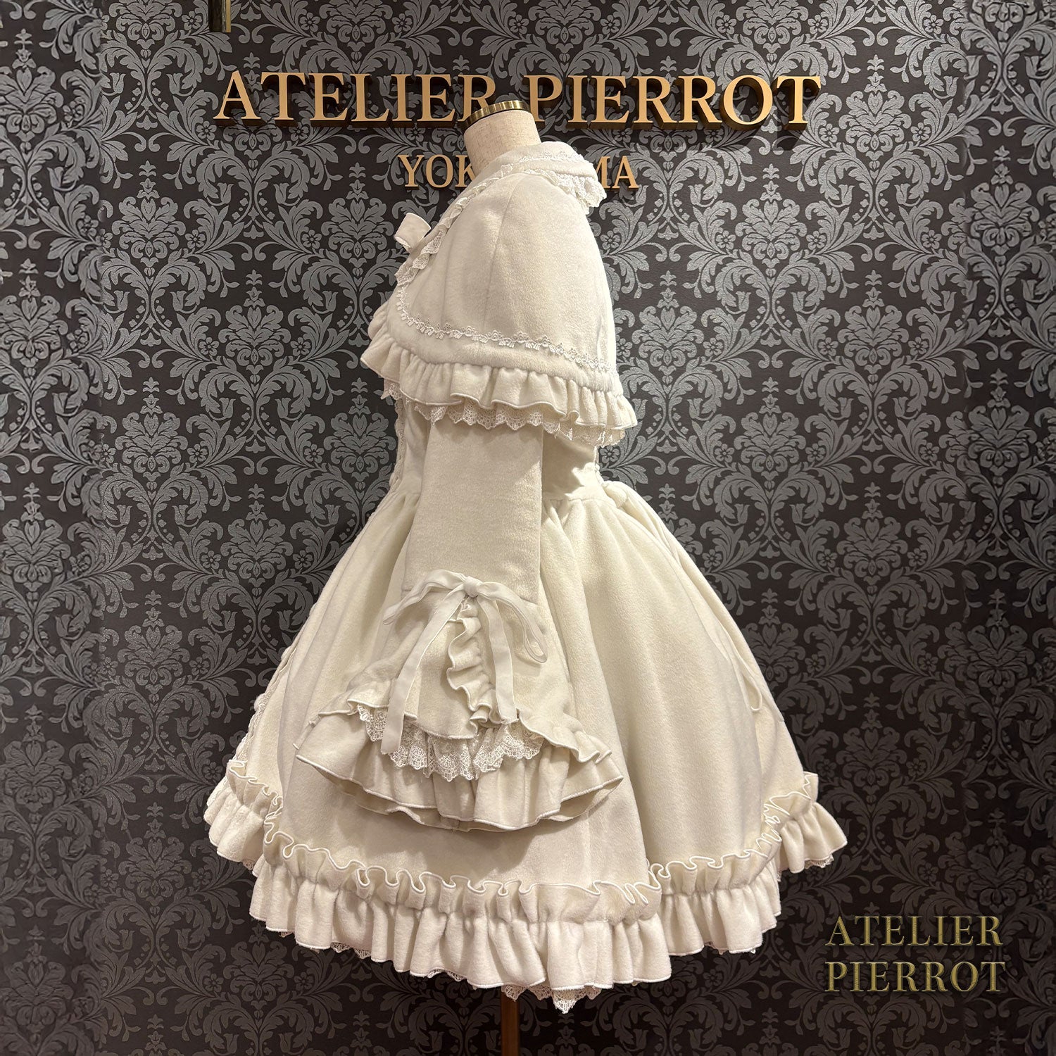 【ATELIER PIERROT】　Fleur d’Hiver Coat 　ホワイト/ボルドー/ネイビー/ブラック★10月下旬〜11月上旬発売★