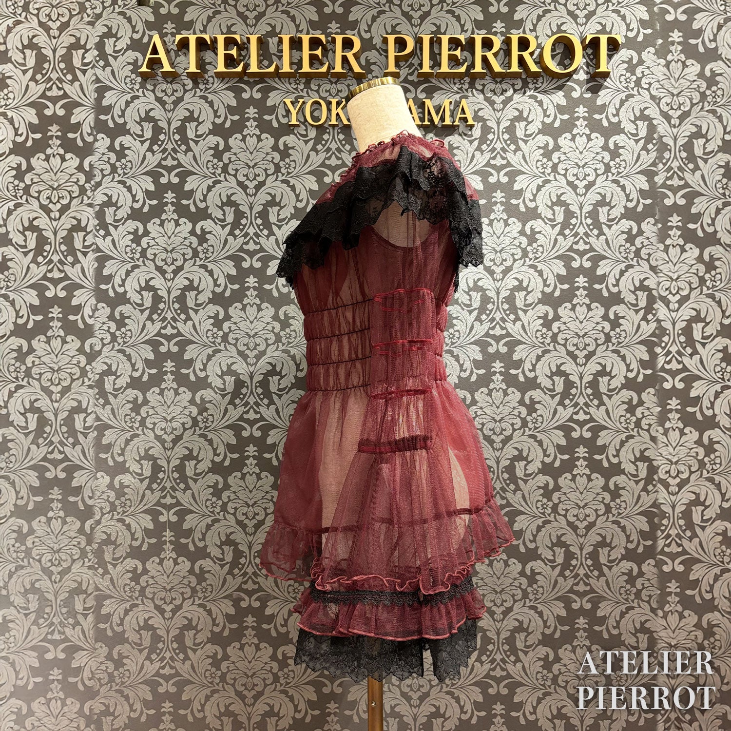 【ATELIER PIERROT】　Sheer Off-Shoulder Shirring Blouse　ホワイト/ピンク/グレー/ボルドー/パープル/ブラック