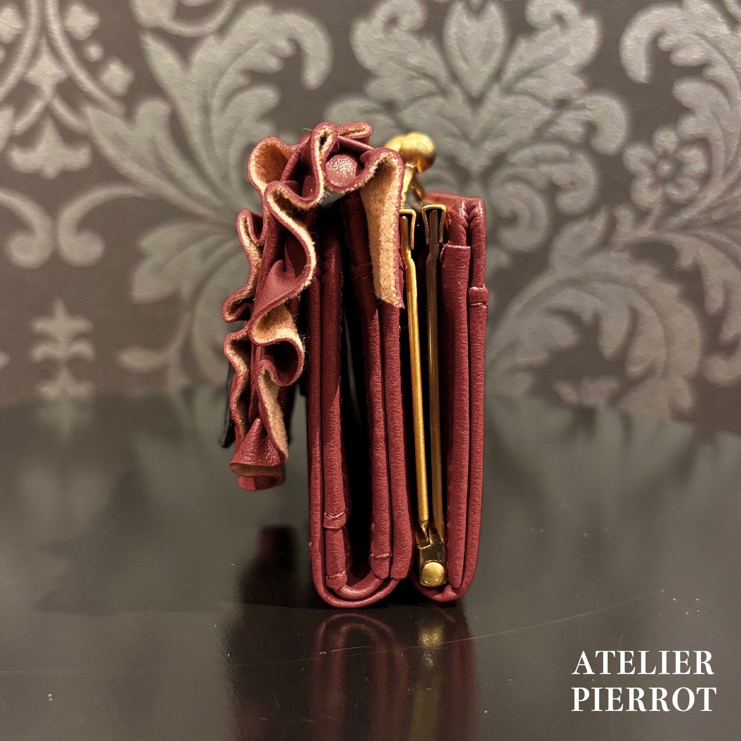 【ATELIER PIERROT】　Doll’s Frill Mini WalletWhite/Bordeaux/Black