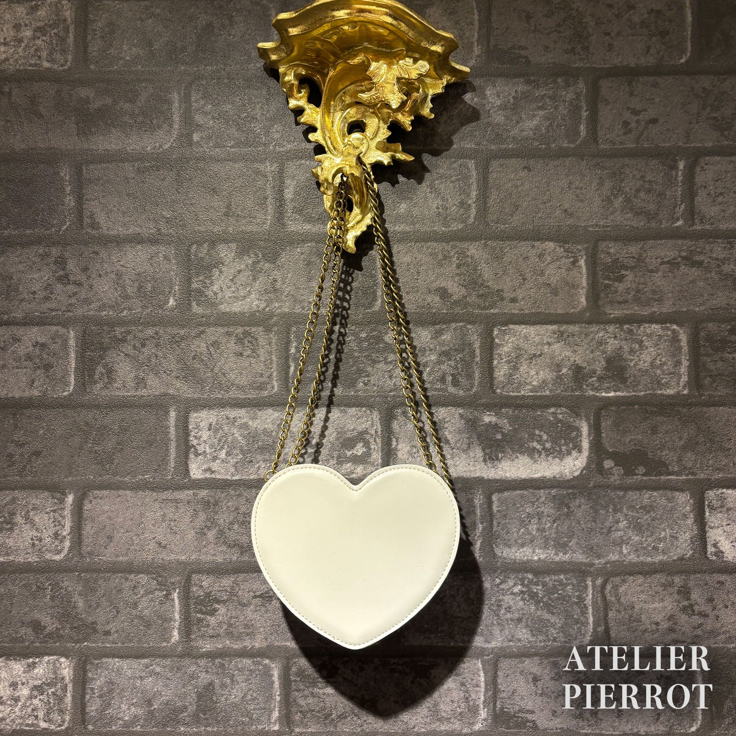 【ATELIER PIERROT】　Mended Heart Shoulder BAG　White/Bordeaux/Black ★Released in mid-February★