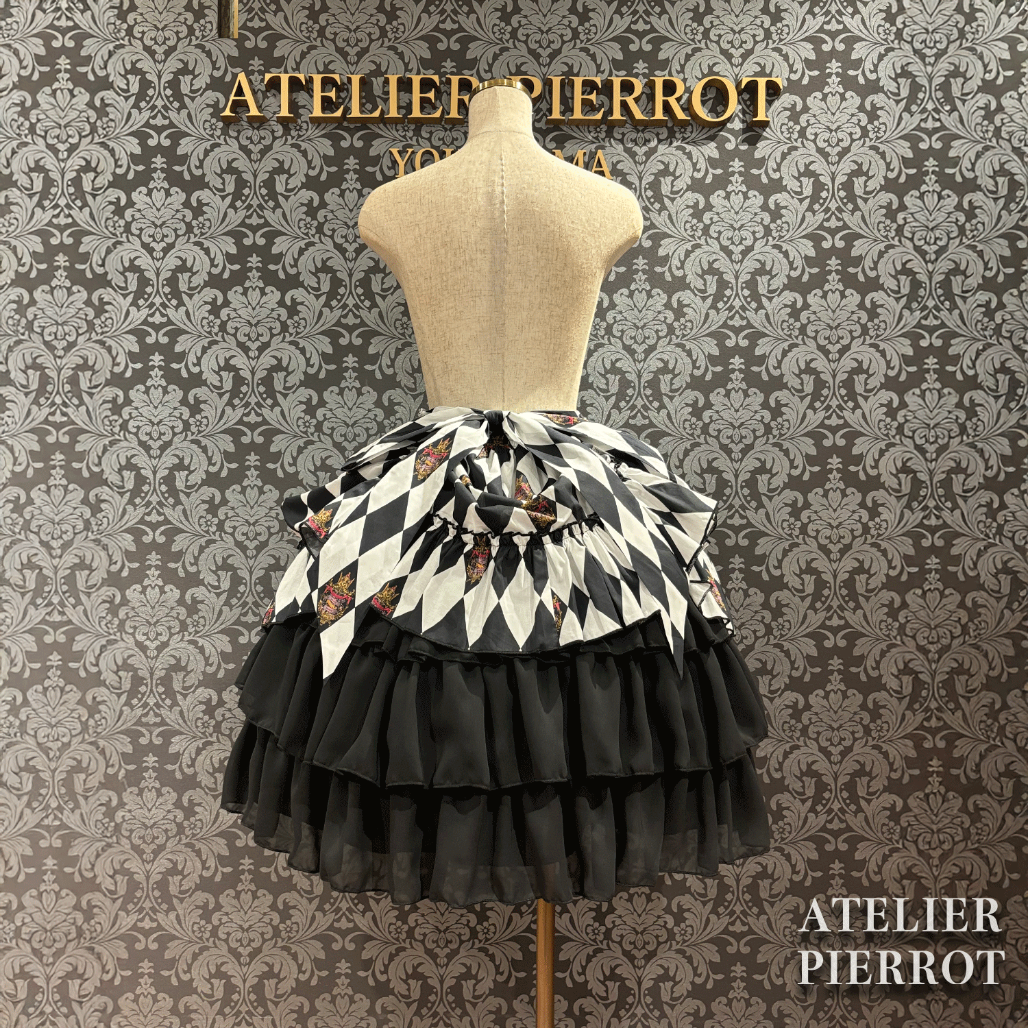 【ATELIER PIERROT】　"Diamond Circus"Skirt    白×白/ワイン/パープル/グリーン/黒×白　★3月中旬発売★