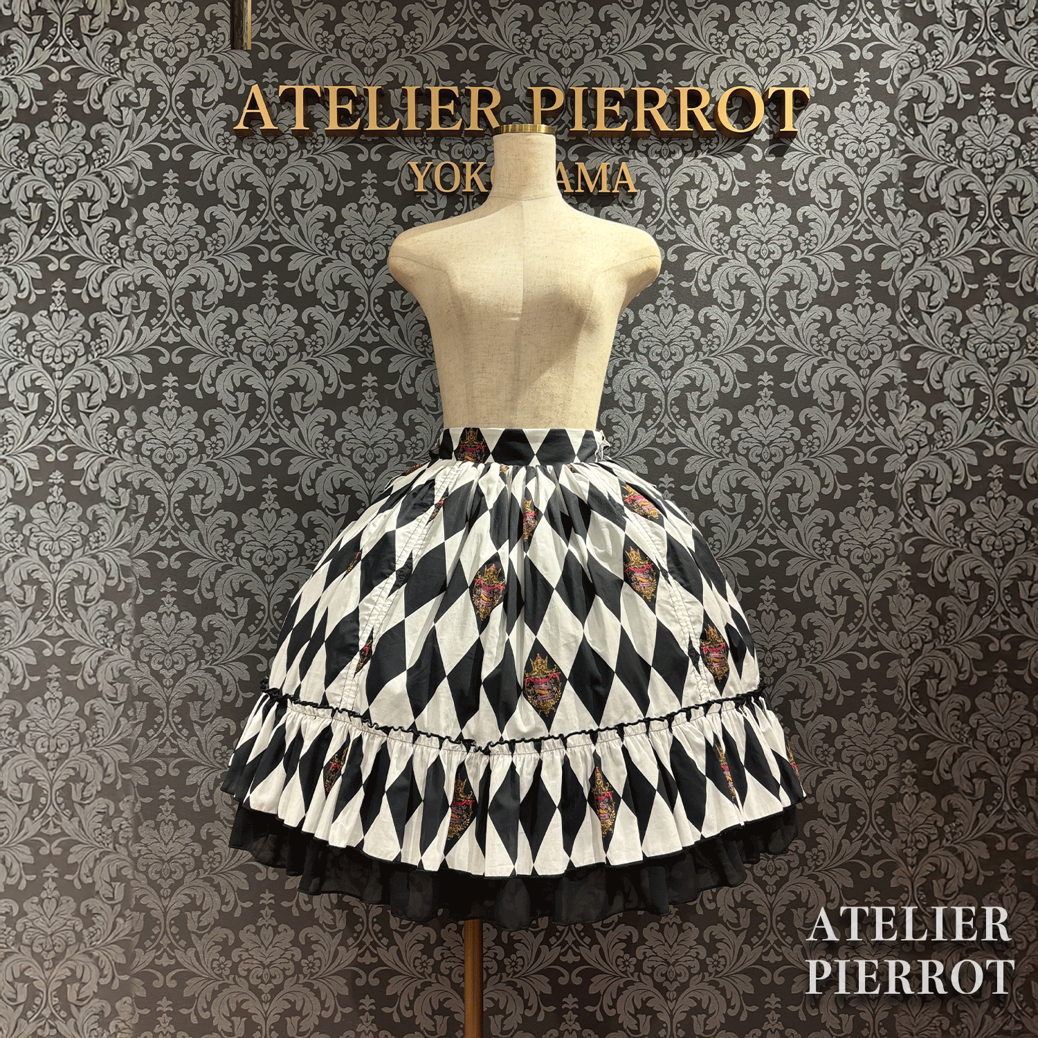 【ATELIER PIERROT】　"Diamond Circus"Skirt    白×白/ワイン/パープル/グリーン/黒×白