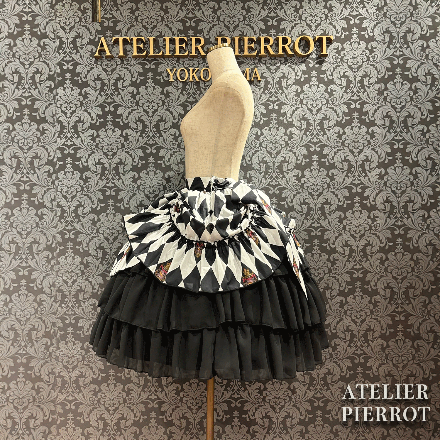 【ATELIER PIERROT】　"Diamond Circus"Skirt    白×白/ワイン/パープル/グリーン/黒×白　★3月中旬発売★