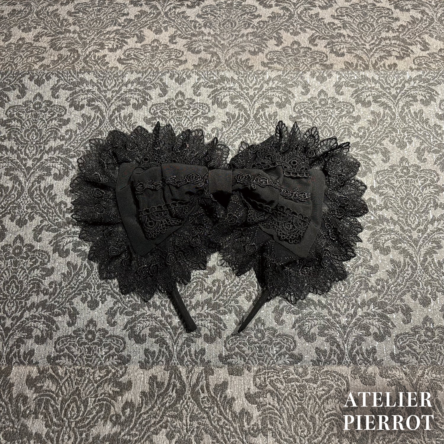 【ATELIER PIERROT】　Sweet Lace Ribbon Headband 　ホワイト/ボルドー/ブラック×ホワイト/ブラック