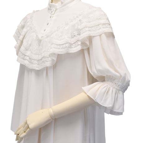 [Sheglit] Chemisier en mousseline Sheglit "Edelweiss"White/Bordeaux/Black