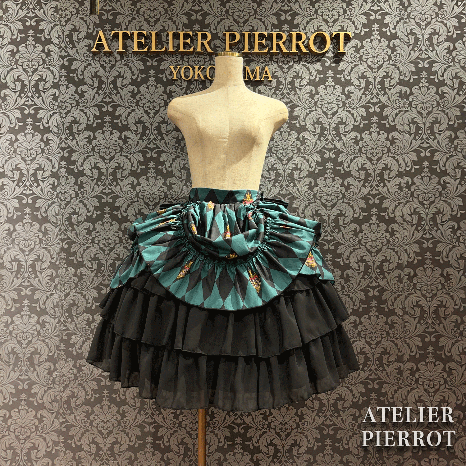 【ATELIER PIERROT】　"Diamond Circus"Skirt    白×白/ワイン/パープル/グリーン/黒×白