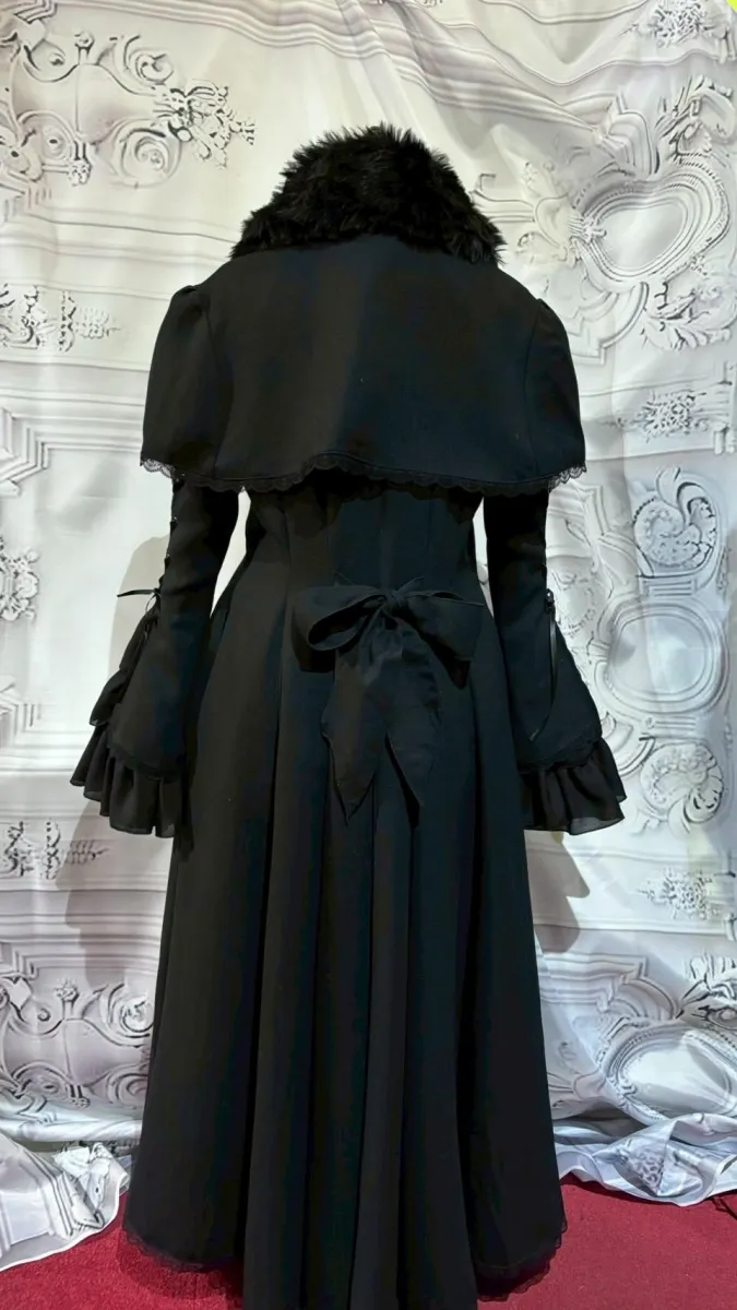 [Marble] Marble★Not eligible for SALE★ Far collar cape with decoration cross+sleeves Long flare coat: black