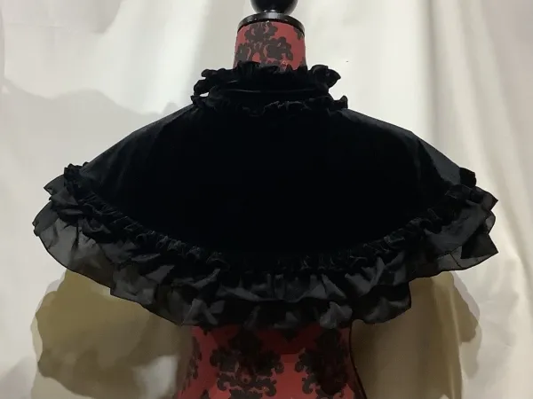 [Mármol] Marble Color Switching Cape British Cape: Black Blue Check
